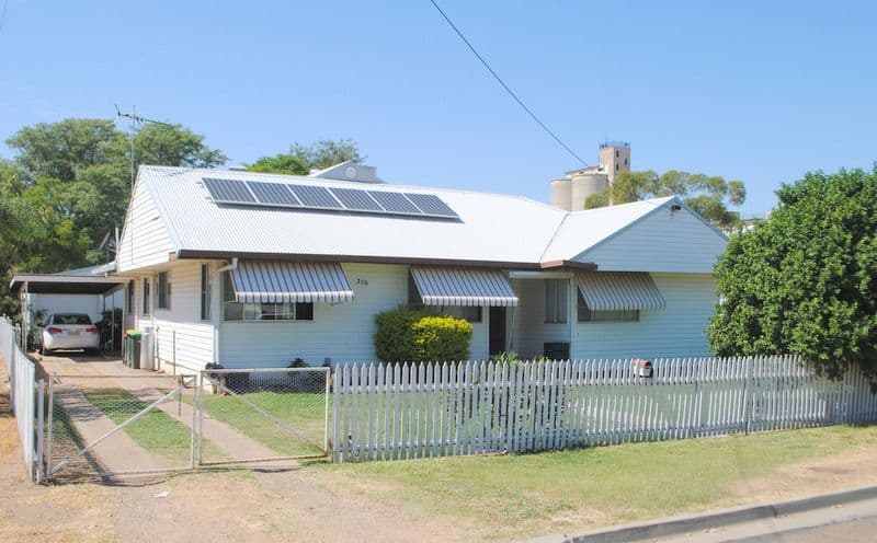 376 Warialda Street, Moree - Image 1