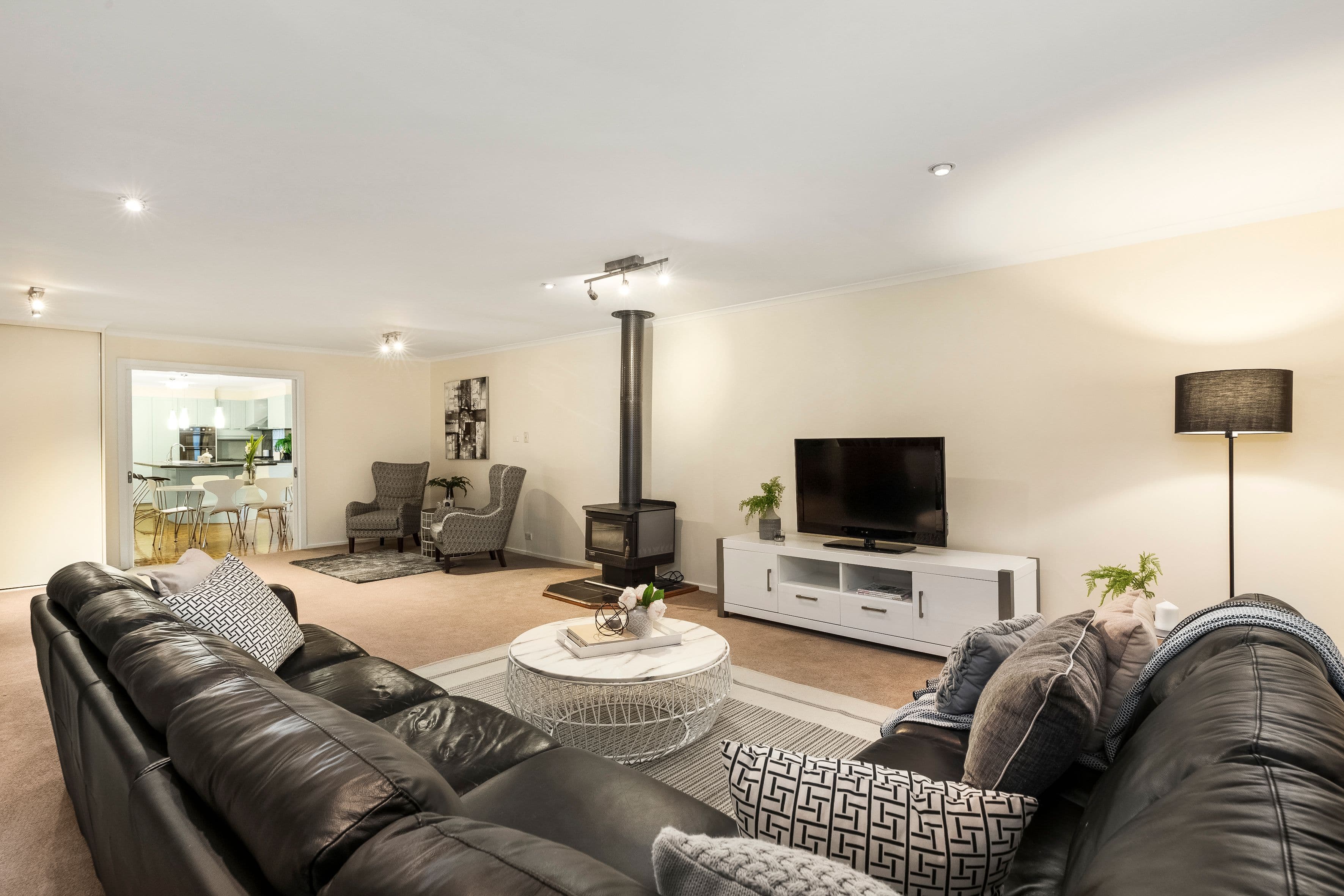 15 Alex Avenue, Wheelers Hill VIC 3150, Wheelers Hill - Thumbnail 2