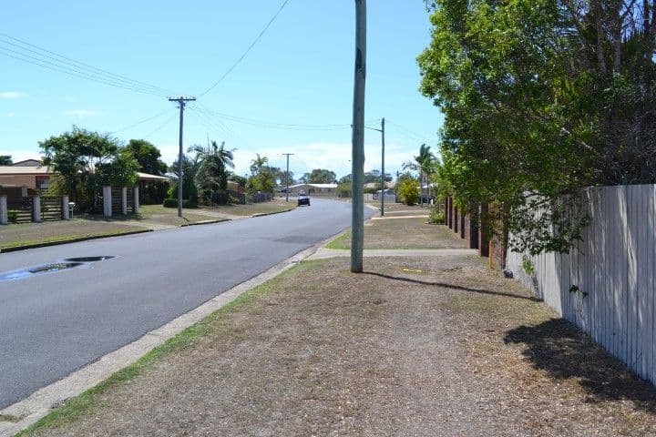 17 Kuruman Street, SCARNESS QLD 4655, Scarness - Thumbnail 3