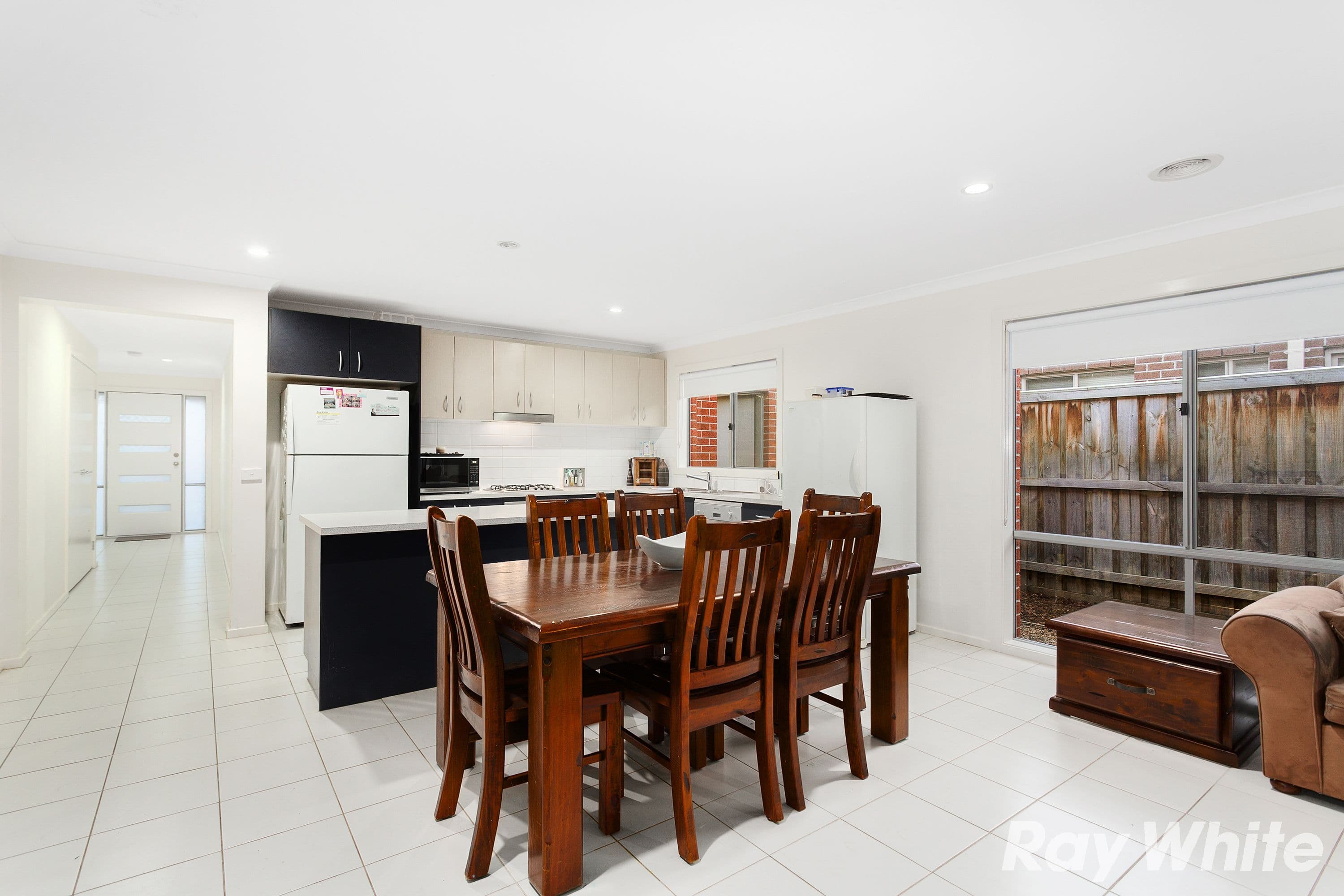 61 Fallingwater Drive, Pakenham VIC 3810, Pakenham - Thumbnail 5