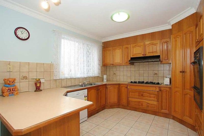 2 Bemboka Court, WANTIRNA SOUTH VIC 3152, Wantirna South - Thumbnail 4