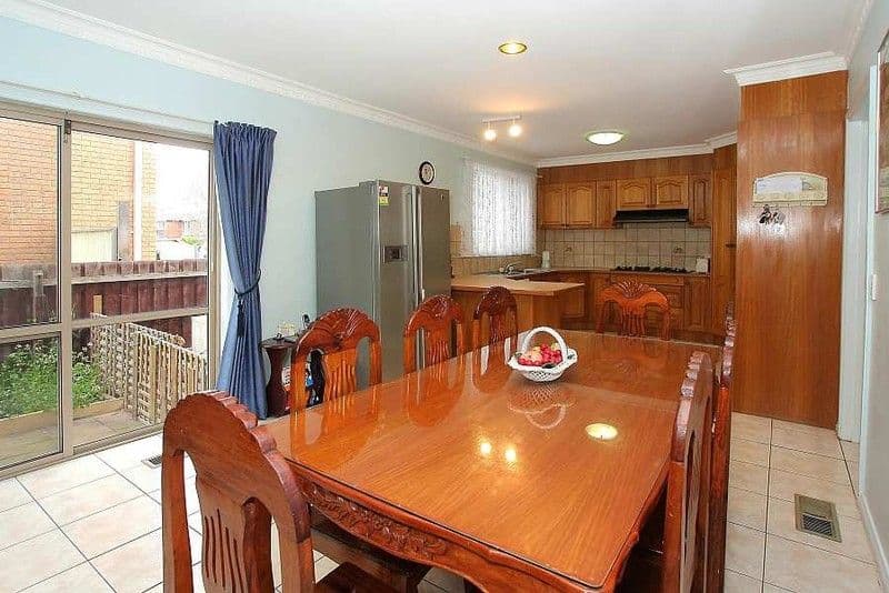 2 Bemboka Court, WANTIRNA SOUTH VIC 3152, Wantirna South - Thumbnail 5