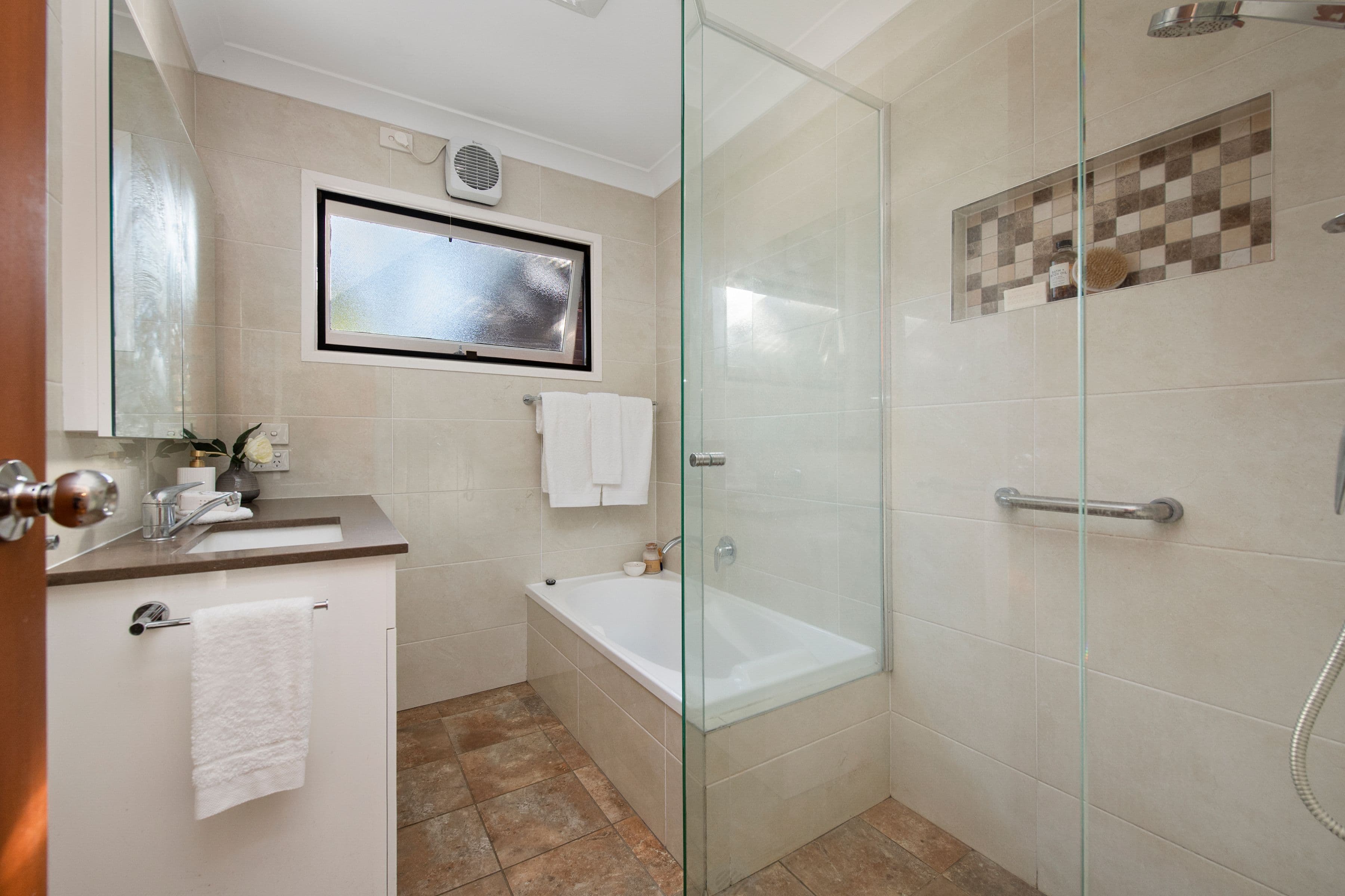 18 Osborn Road, Normanhurst NSW 2076, Normanhurst - Thumbnail 7