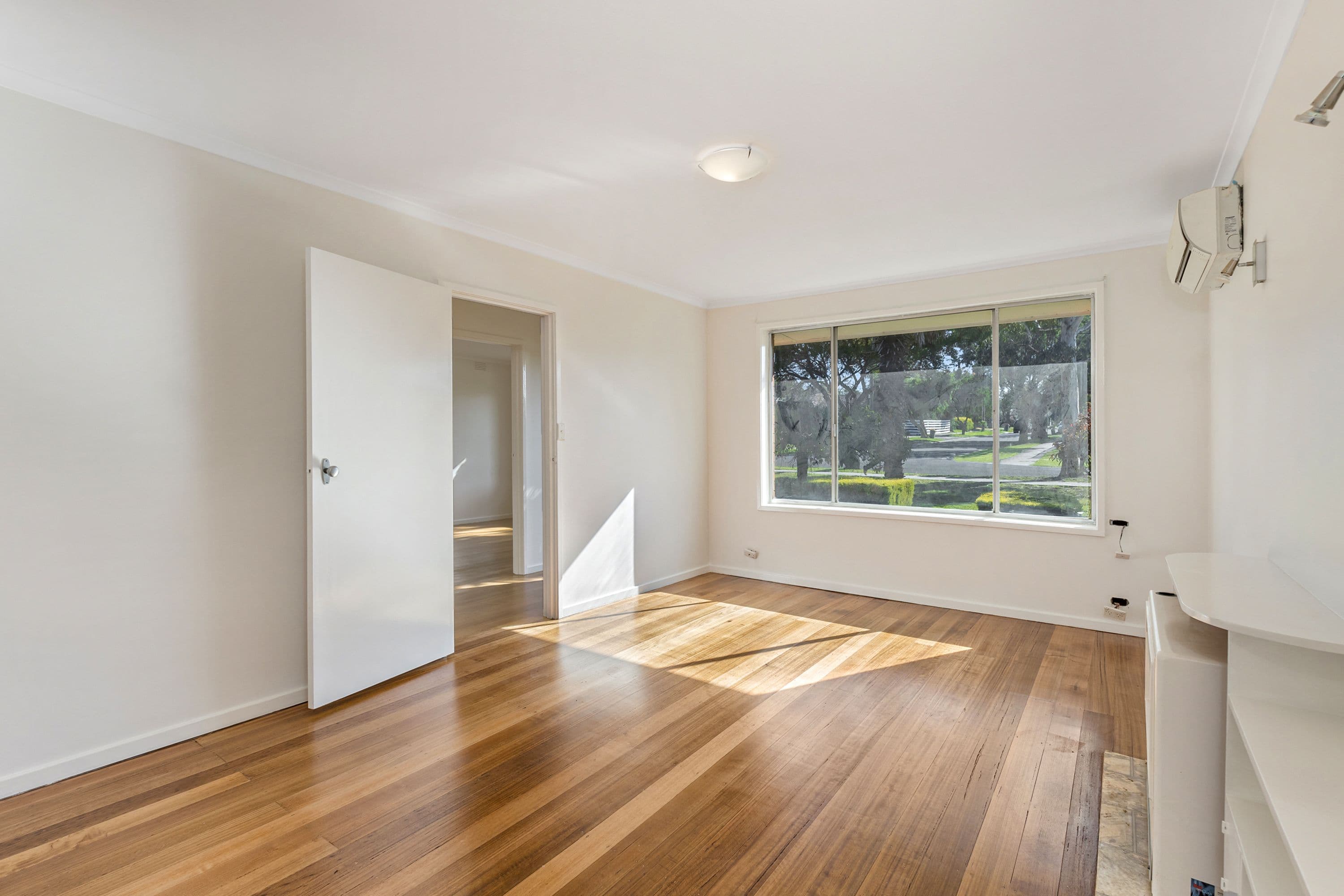 33 Bewsell Avenue, Scoresby VIC 3179, Scoresby - Thumbnail 3