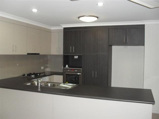37 Daintree Boulevard, NEW AUCKLAND QLD 4680, New Auckland - Thumbnail 3