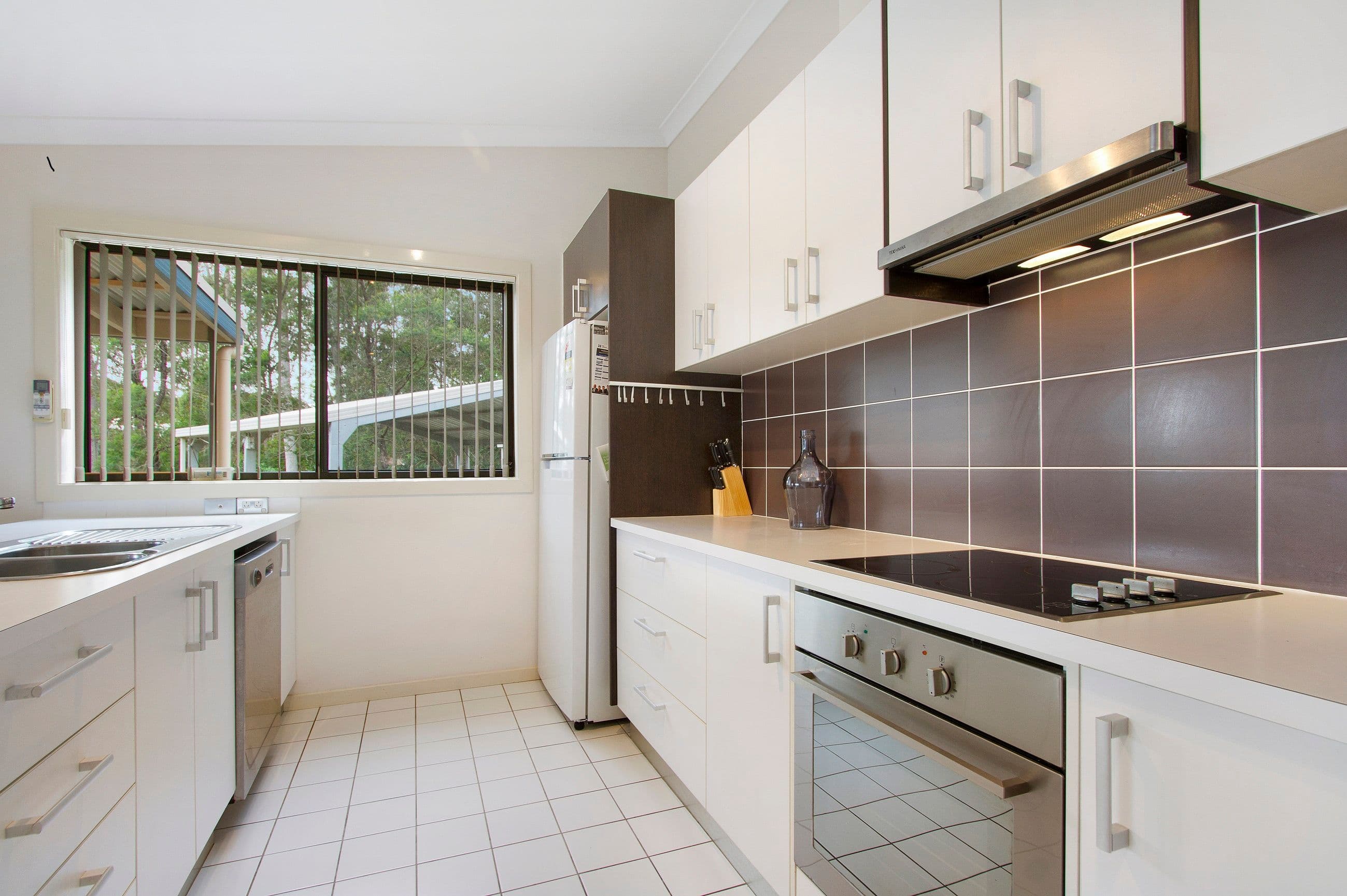 31 Broomfield Crescent, Long Beach - Image 1