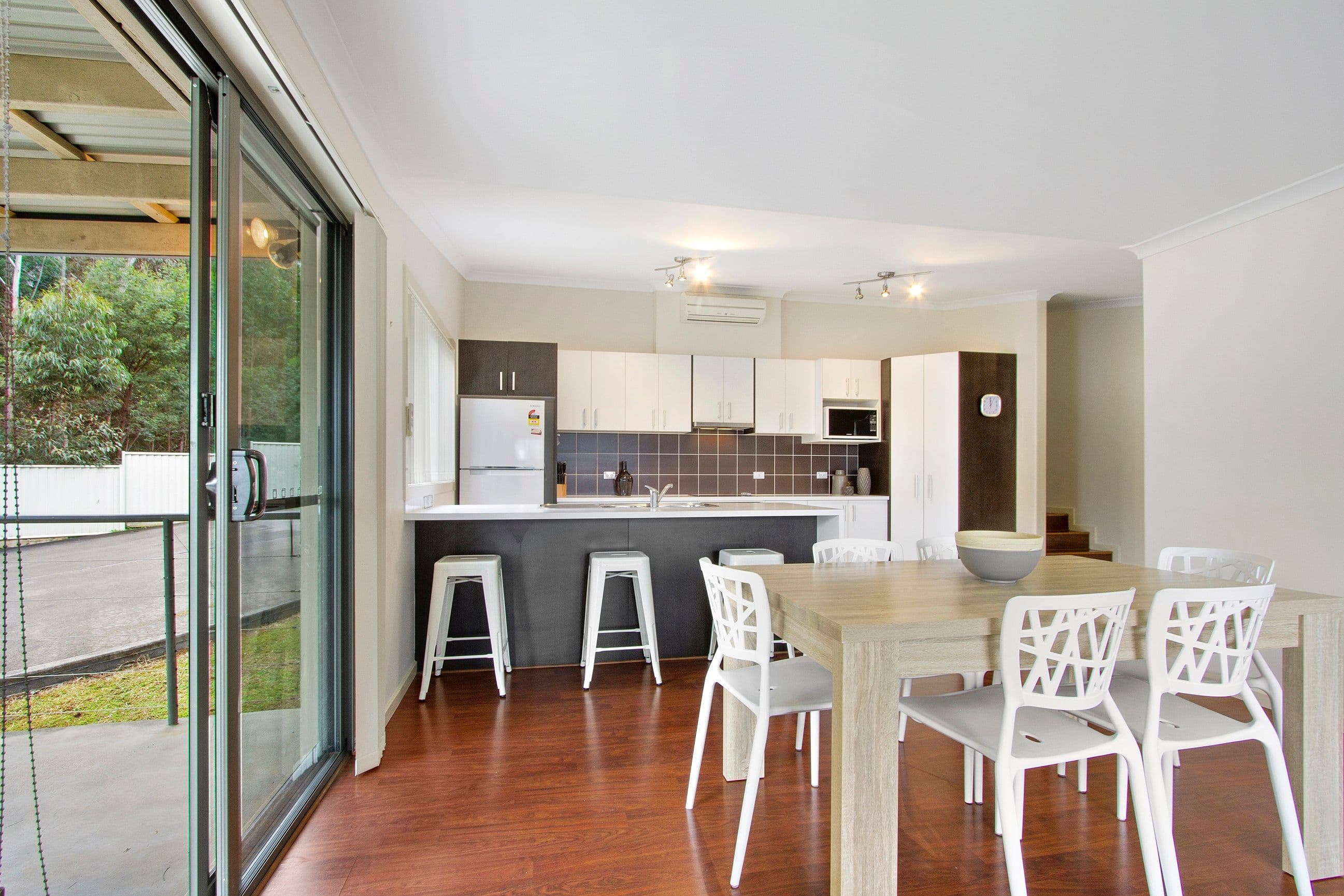 31 Broomfield Crescent, Long Beach - Thumbnail 2