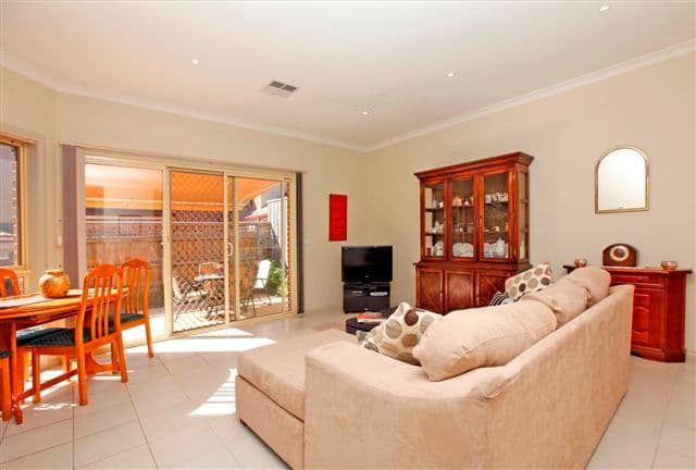 10B Tylden Place, WESTMEADOWS VIC 3049, Westmeadows - Thumbnail 4