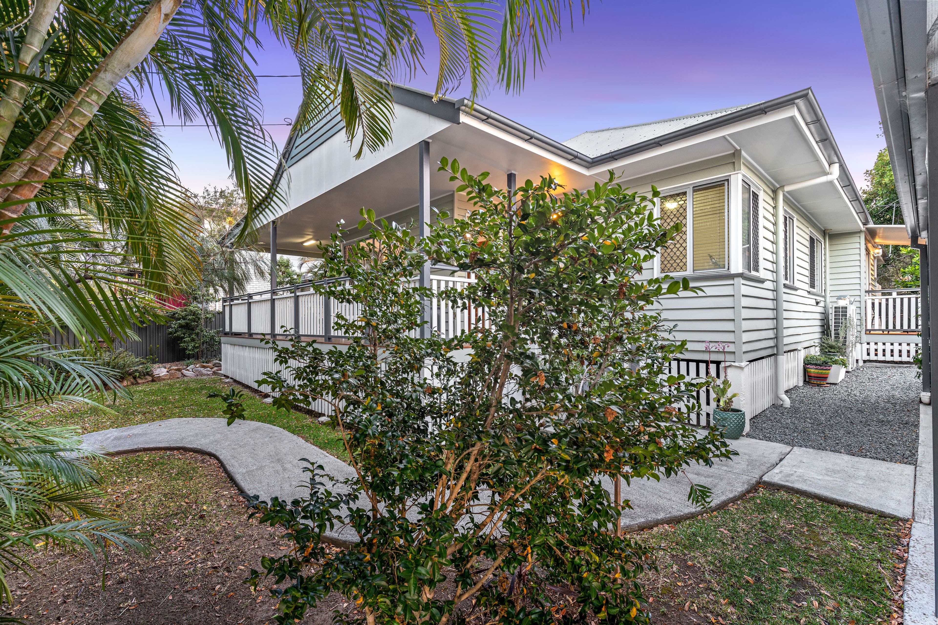 79 Glindemann Drive, Holland Park QLD 4121, Holland Park - Thumbnail 2