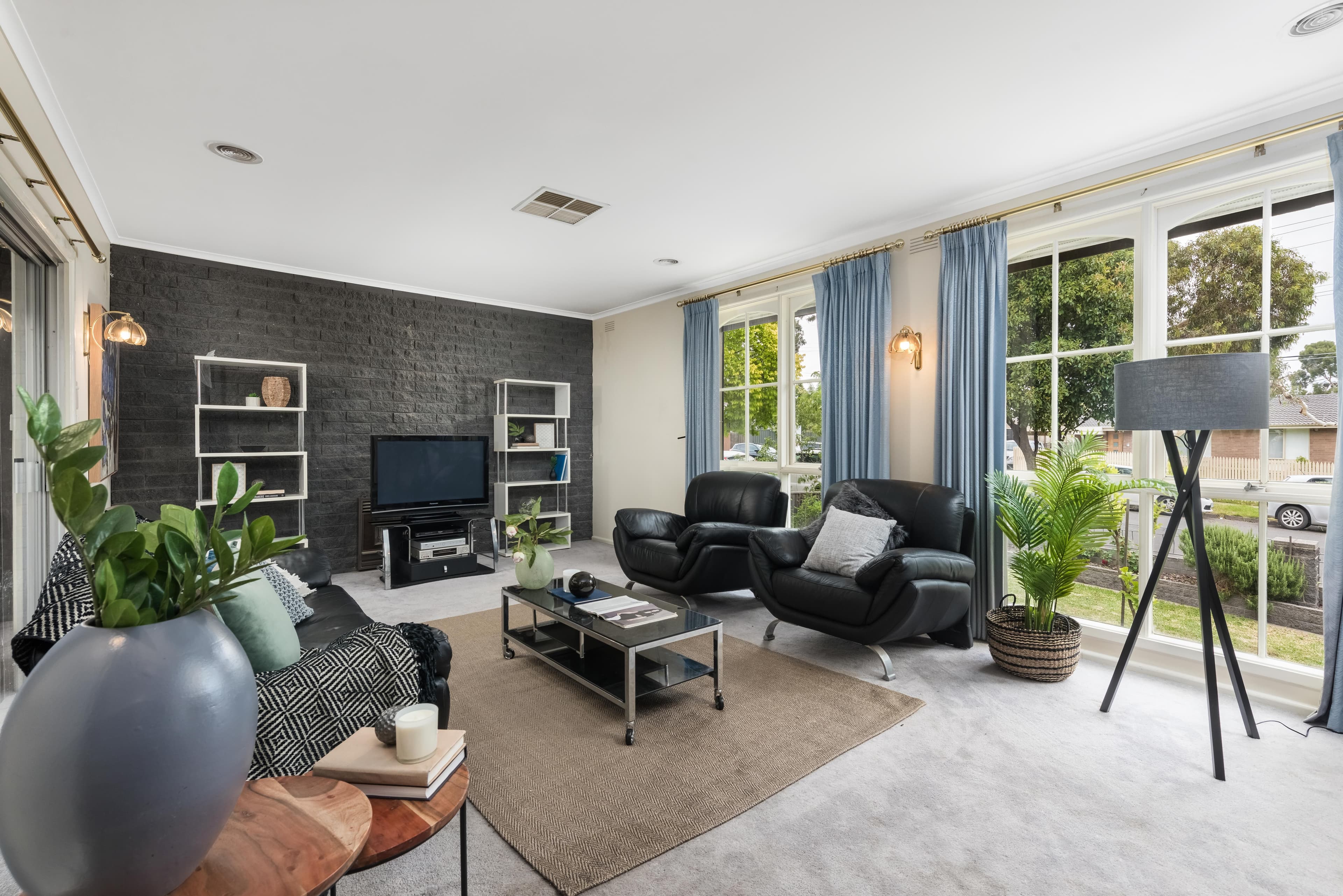 4 Oxford Drive, Bundoora VIC 3083, Bundoora - Thumbnail 2