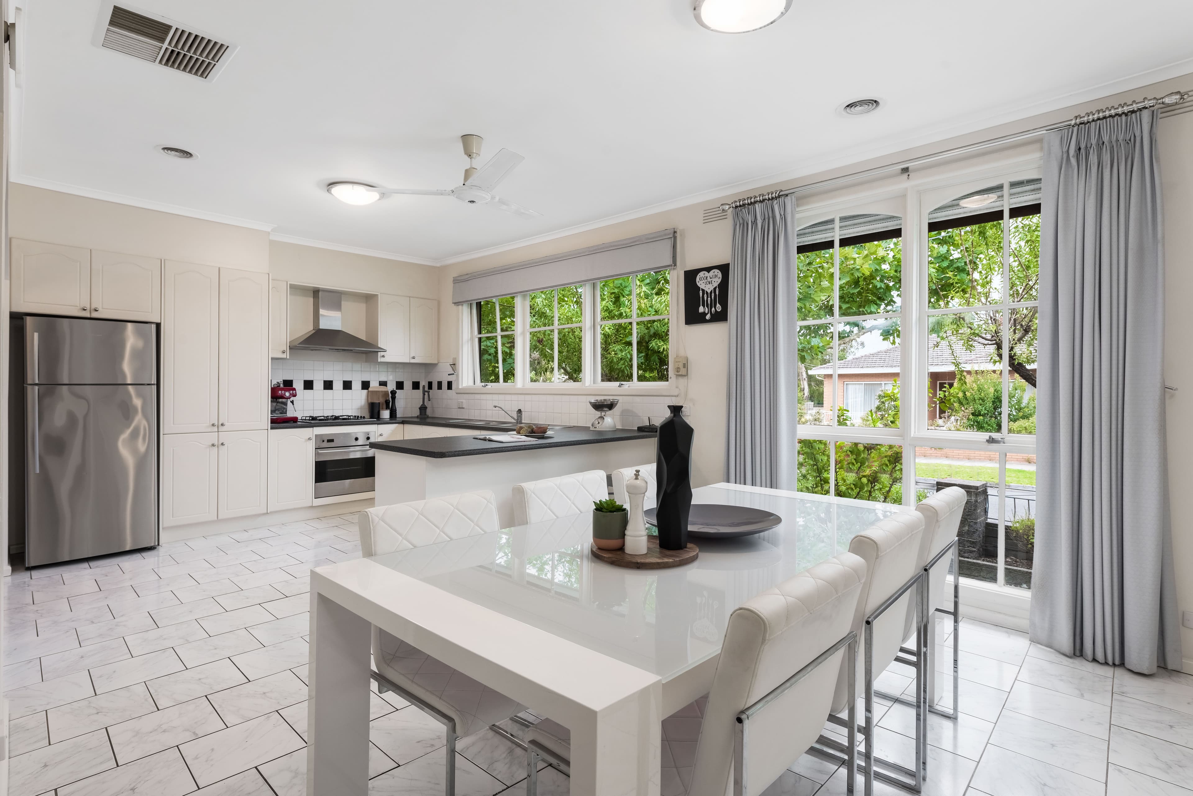 4 Oxford Drive, Bundoora VIC 3083, Bundoora - Thumbnail 5