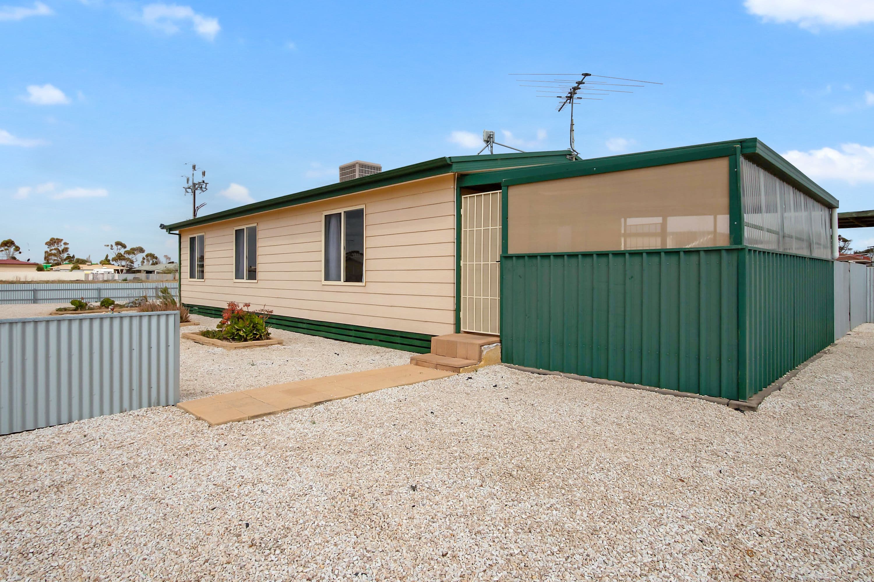 16A -16B Johnson Street, Port Wakefield SA 5550, Port Wakefield - Thumbnail 2