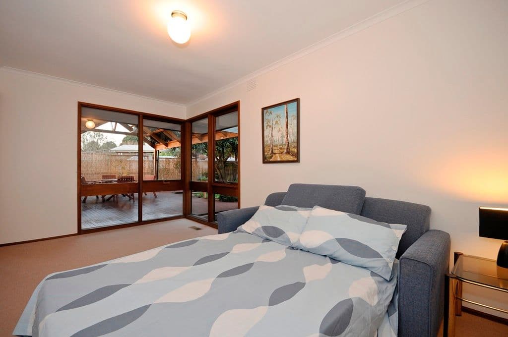 22 VISTA Drive, CHIRNSIDE PARK VIC 3116, Chirnside Park - Thumbnail 8