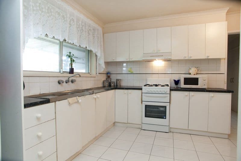 5 Dion Close, LALOR VIC 3075, Lalor - Thumbnail 4