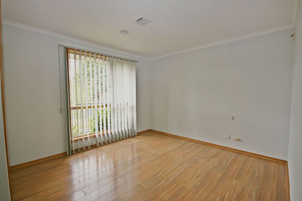 62 Saratoga Crescent, KEILOR DOWNS VIC 3038, Keilor Downs - Thumbnail 6