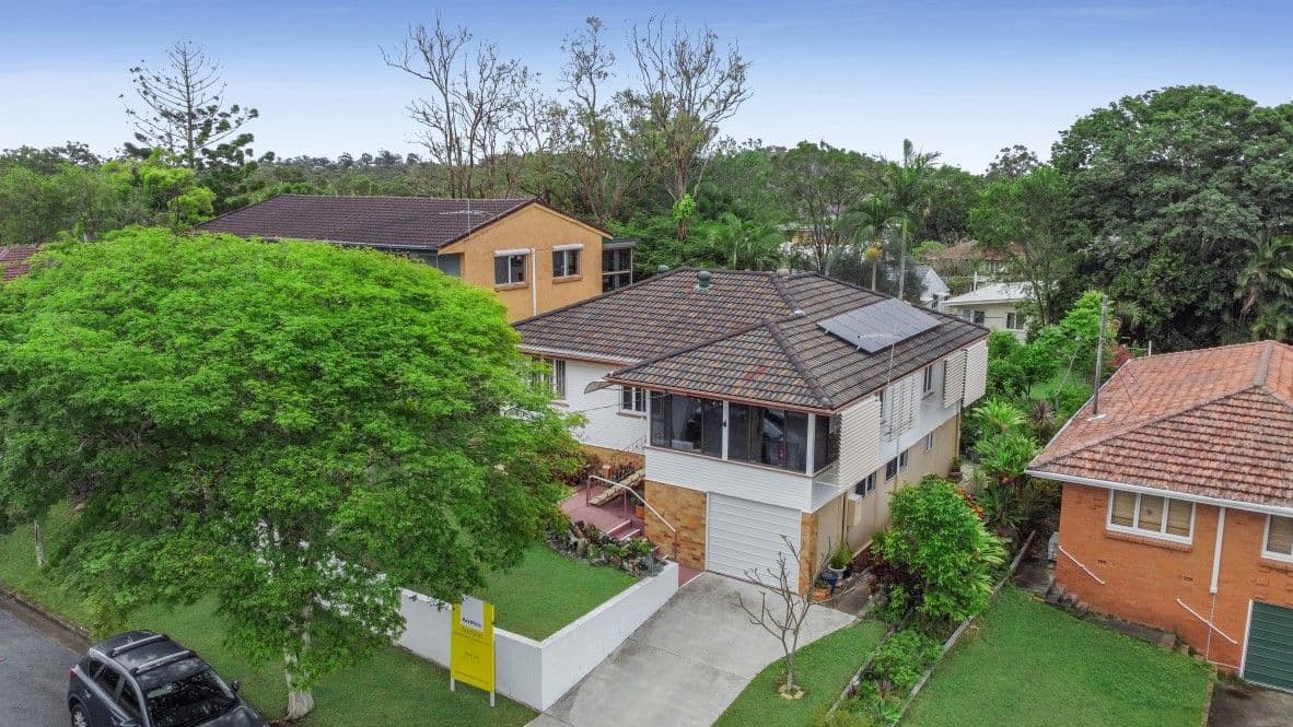 21 Doulton Street, Stafford Heights QLD 4053, Stafford Heights - Image 1
