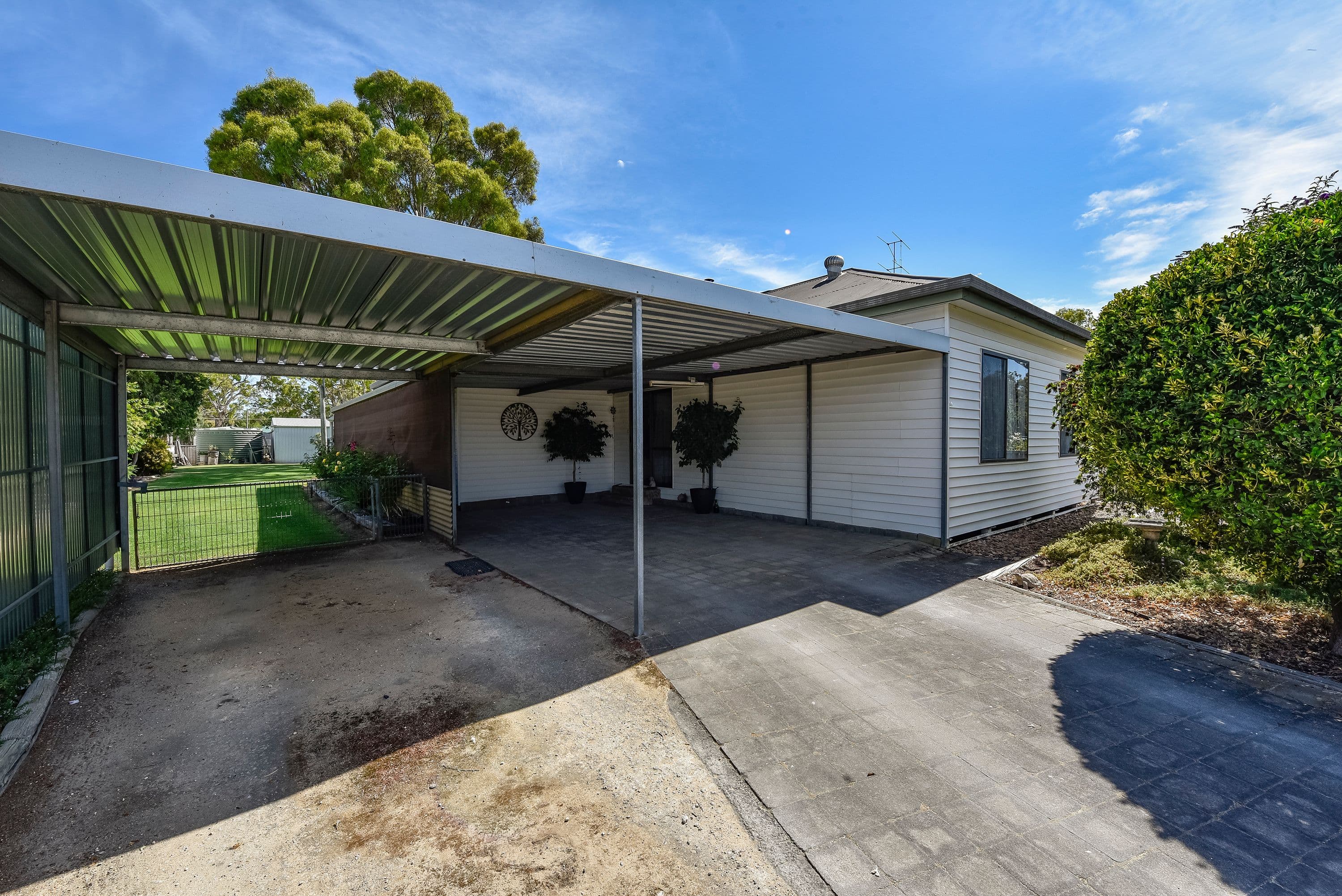 19 Banksia Street, Lucindale SA 5272, Lucindale - Thumbnail 2