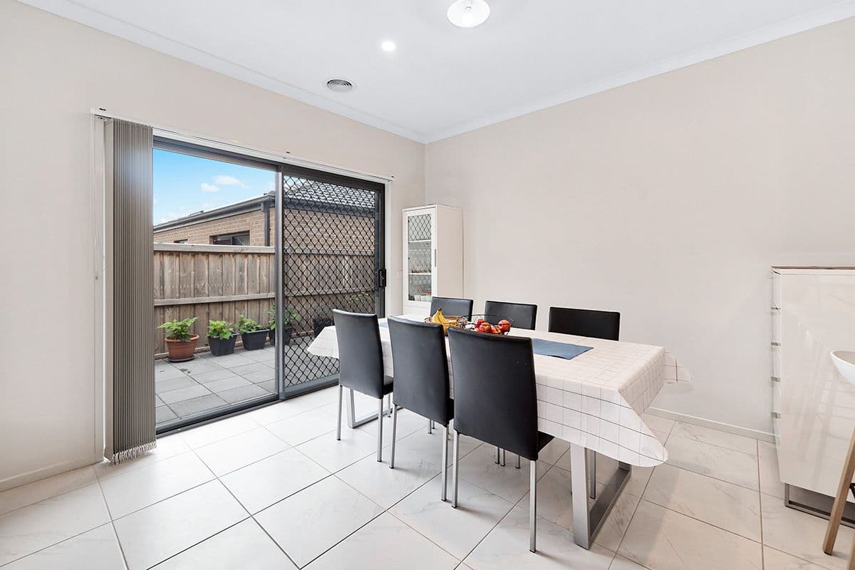 6 Pepper Street, Cranbourne East VIC 3977, Cranbourne East - Thumbnail 6