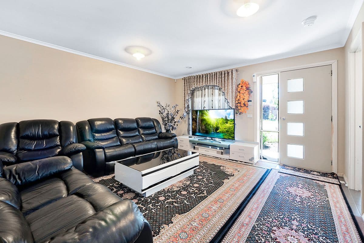 38 Vega Terrace, Cranbourne VIC 3977, Cranbourne - Thumbnail 2