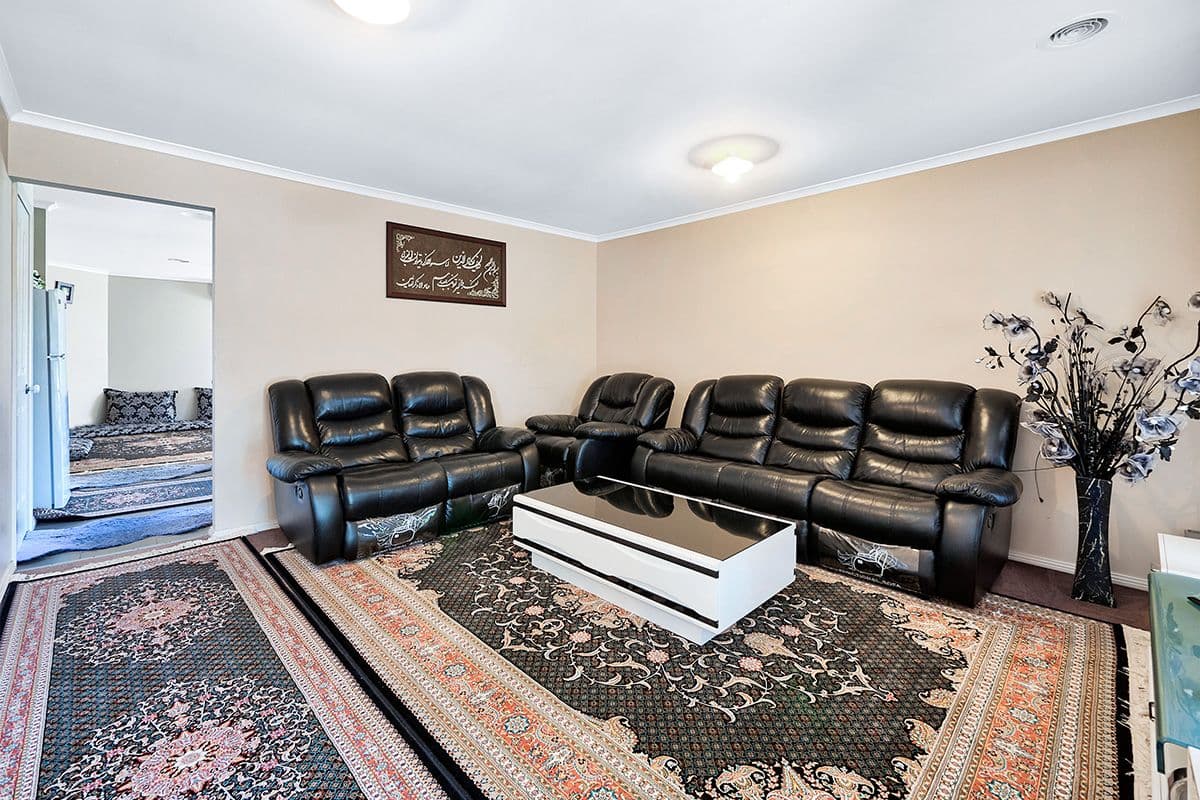 38 Vega Terrace, Cranbourne VIC 3977, Cranbourne - Thumbnail 3