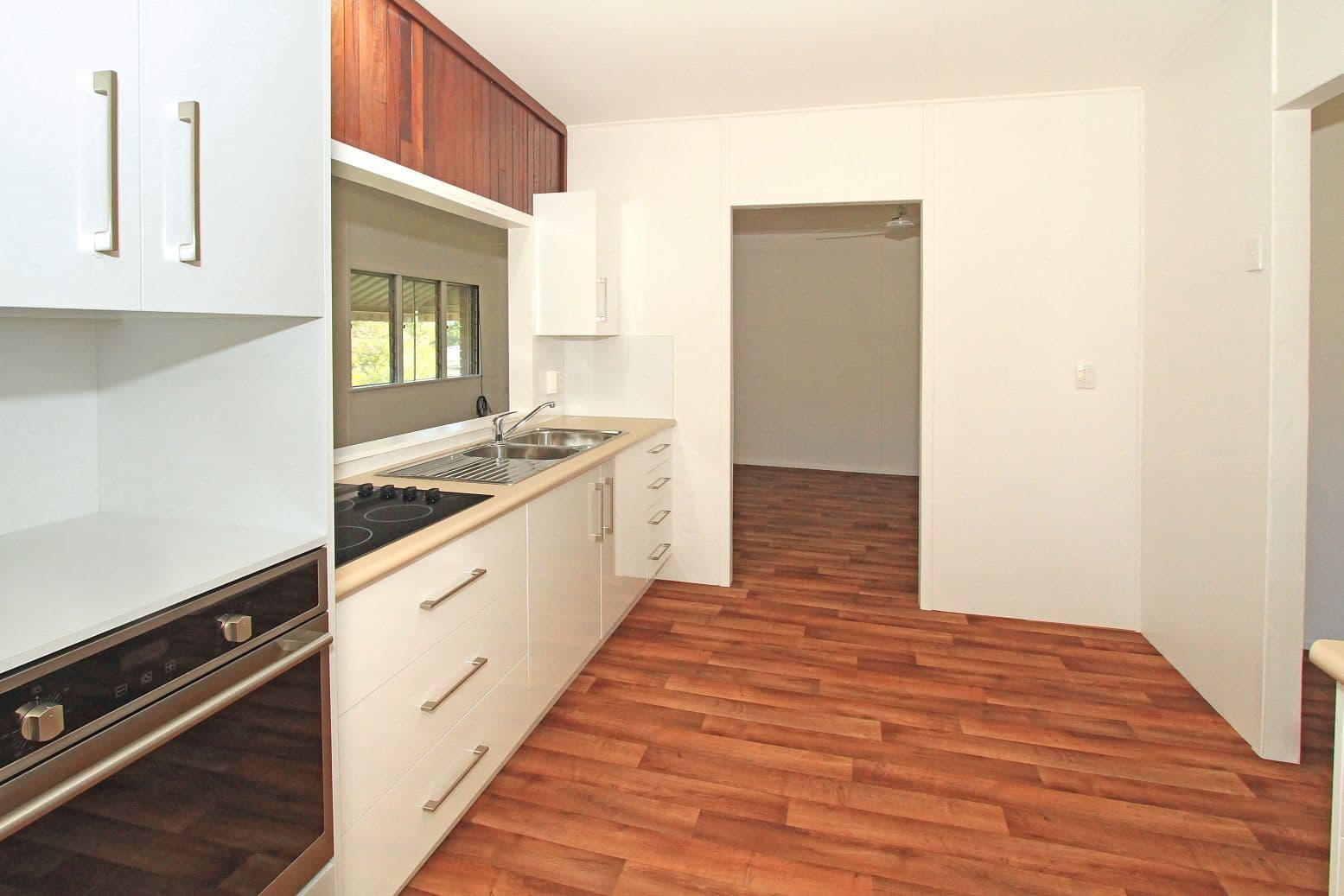 56 Limpus Avenue, Keppel Sands QLD 4702, Keppel Sands - Thumbnail 3
