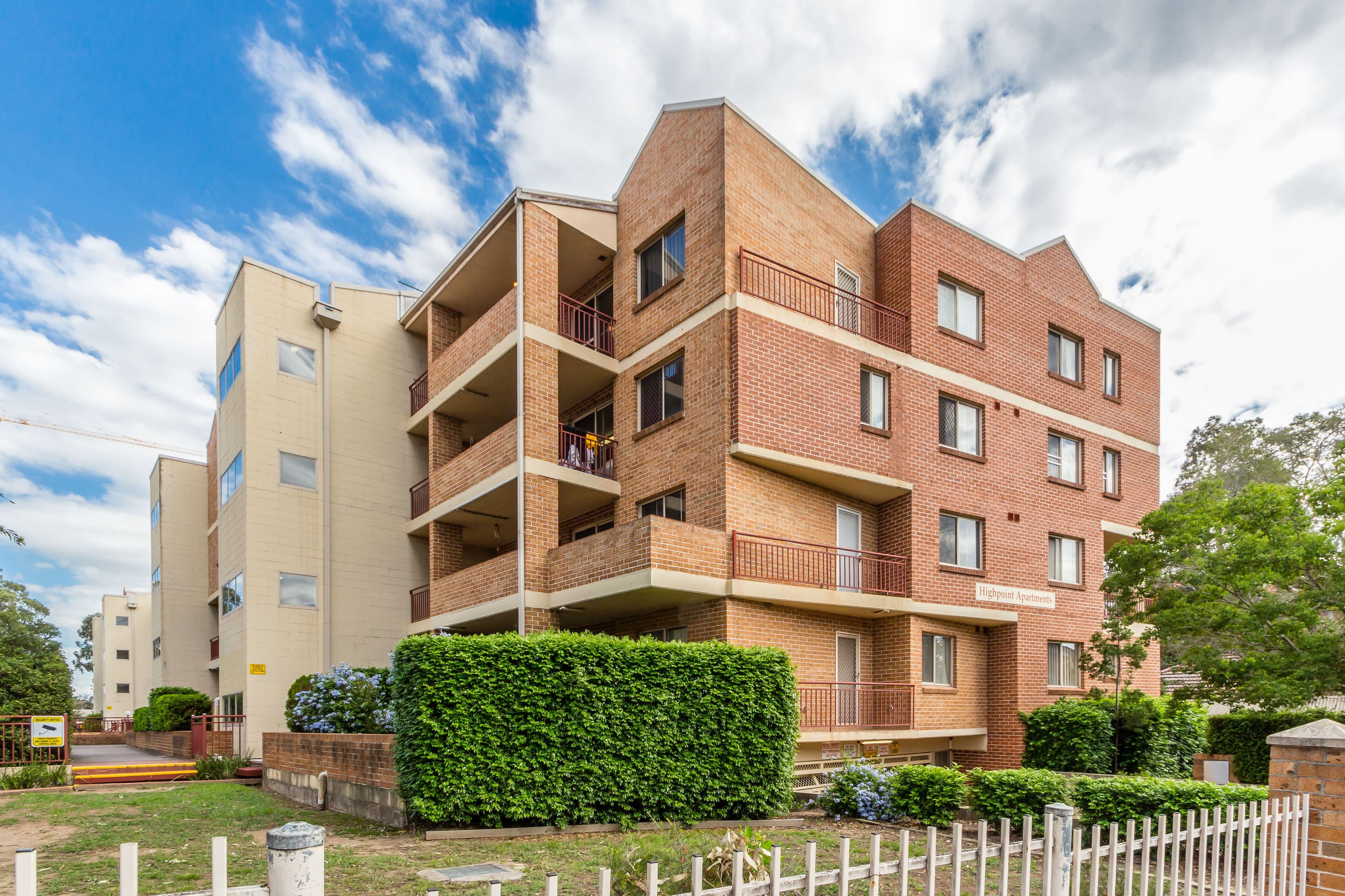 22 San Remo Avenue, Gymea - Thumbnail 3