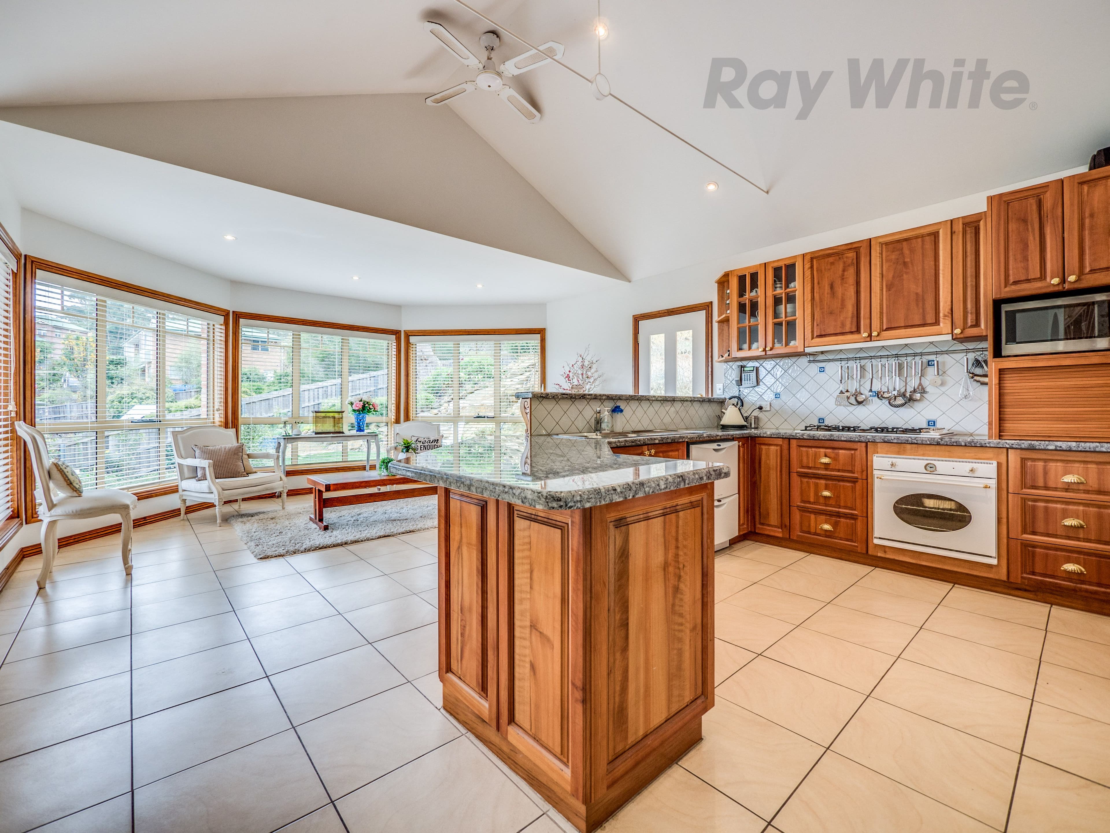 9A Kent Street, Lindisfarne TAS 7015, Lindisfarne - Thumbnail 4