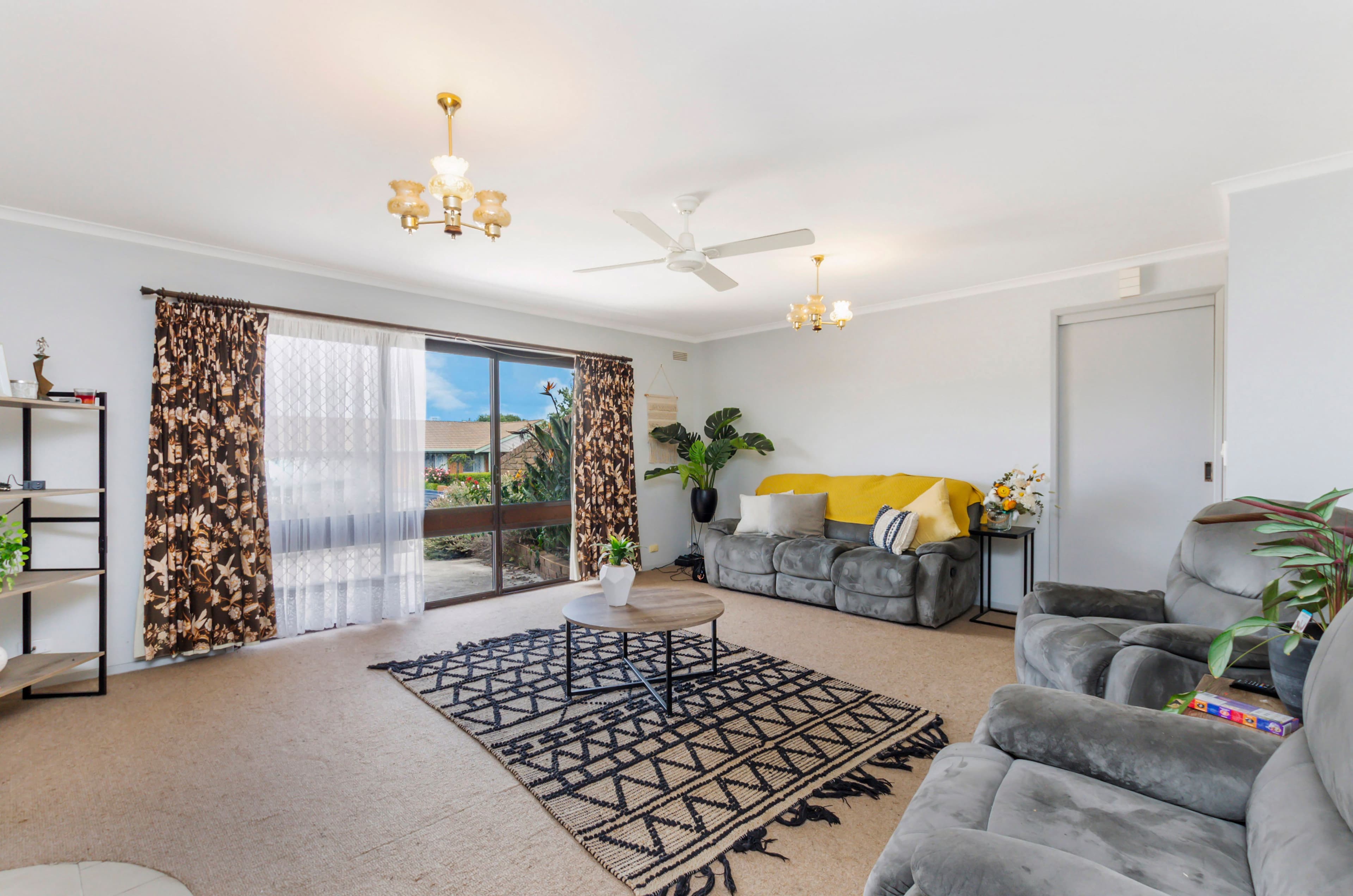 19 Heydon Avenue, Warrnambool VIC 3280, Warrnambool - Thumbnail 2