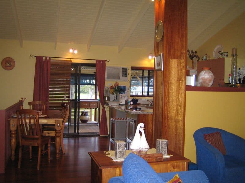 13 Zephyr Street, RUSSELL ISLAND QLD 4184, Russell Island - Thumbnail 6