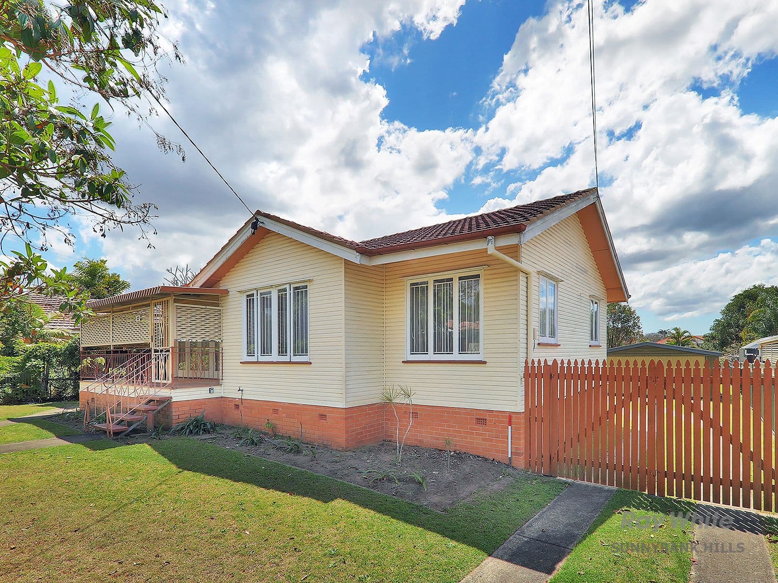 32 Lampson Street, Sunnybank QLD 4109, Sunnybank - Thumbnail 2