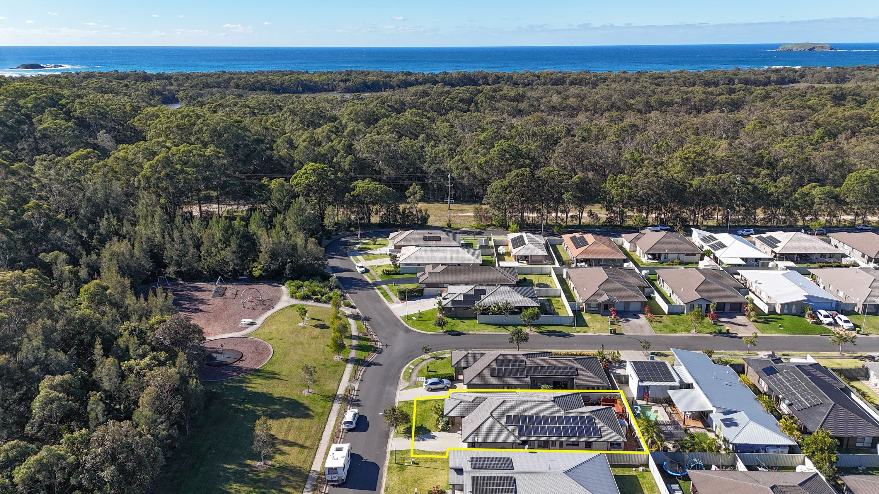27 Waterways Drive, Sandy Beach NSW 2456, Sandy Beach - Thumbnail 3