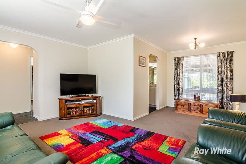 12 Rowen Court, Cranbourne North VIC 3977, Cranbourne North - Thumbnail 2