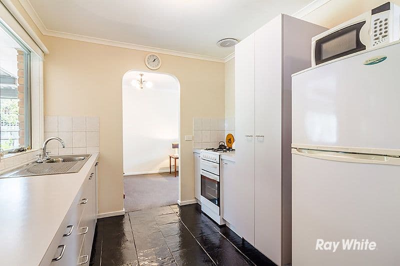 12 Rowen Court, Cranbourne North VIC 3977, Cranbourne North - Thumbnail 3