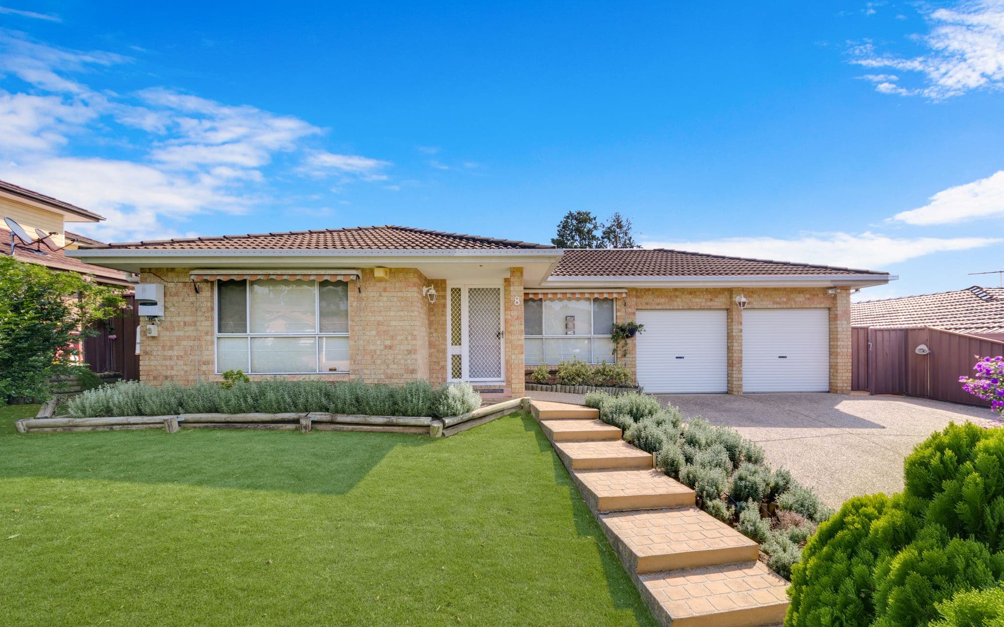 8 Derwent Place, Kearns NSW 2558, Kearns - Image 1
