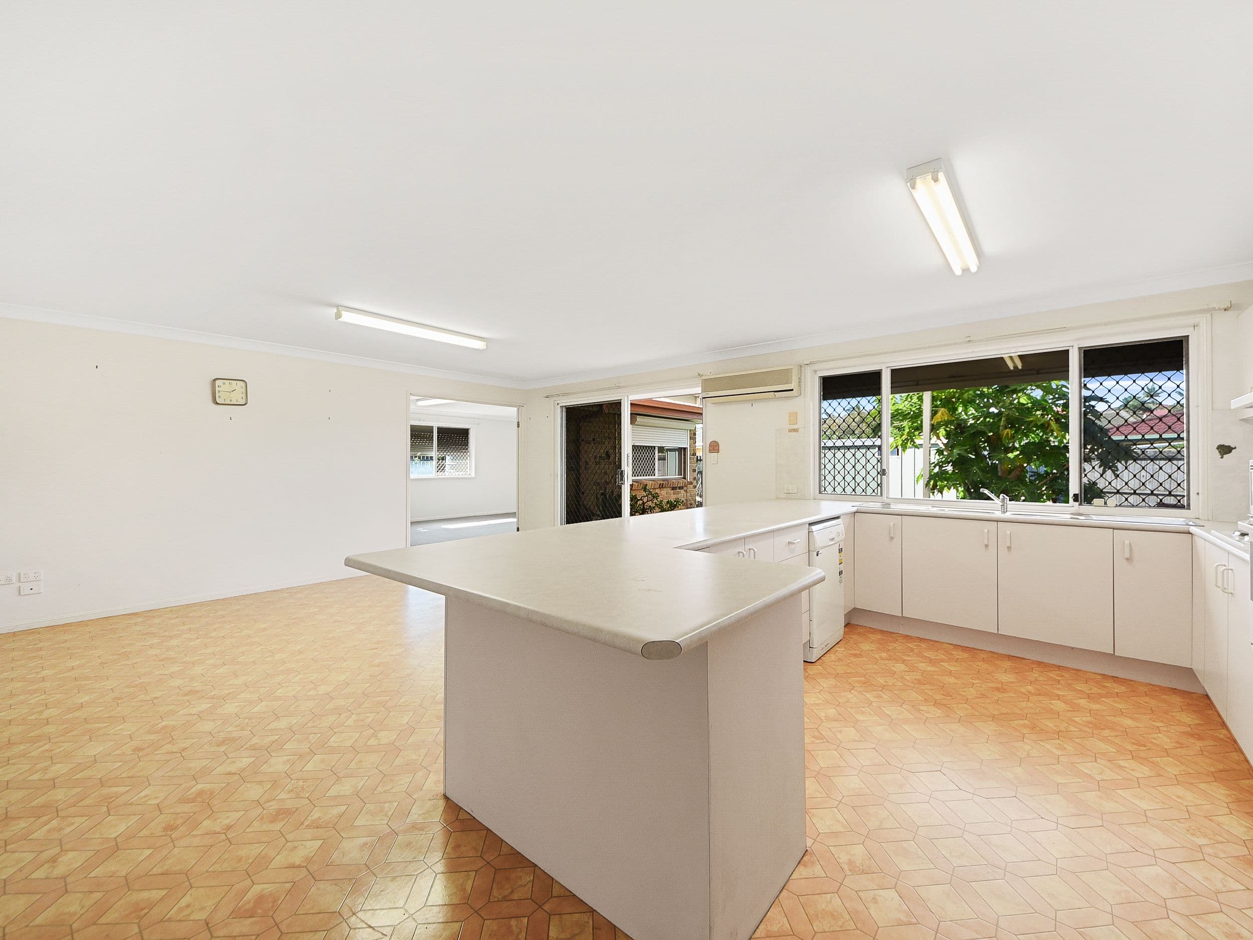 7 Karnak Close, Bracken Ridge QLD 4017, Bracken Ridge - Thumbnail 3