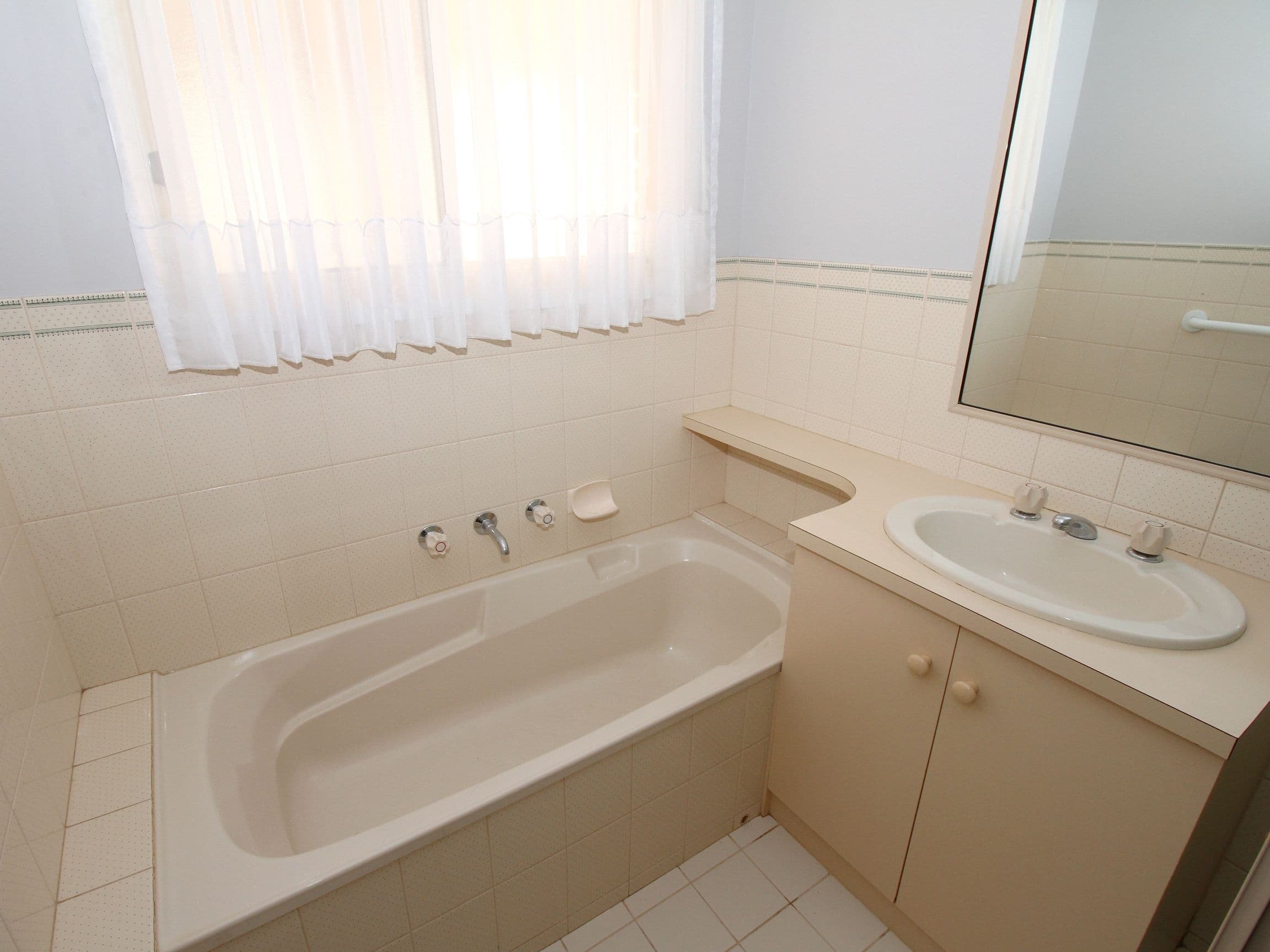 28 Hall Crescent, Loxton SA 5333, Loxton - Thumbnail 5