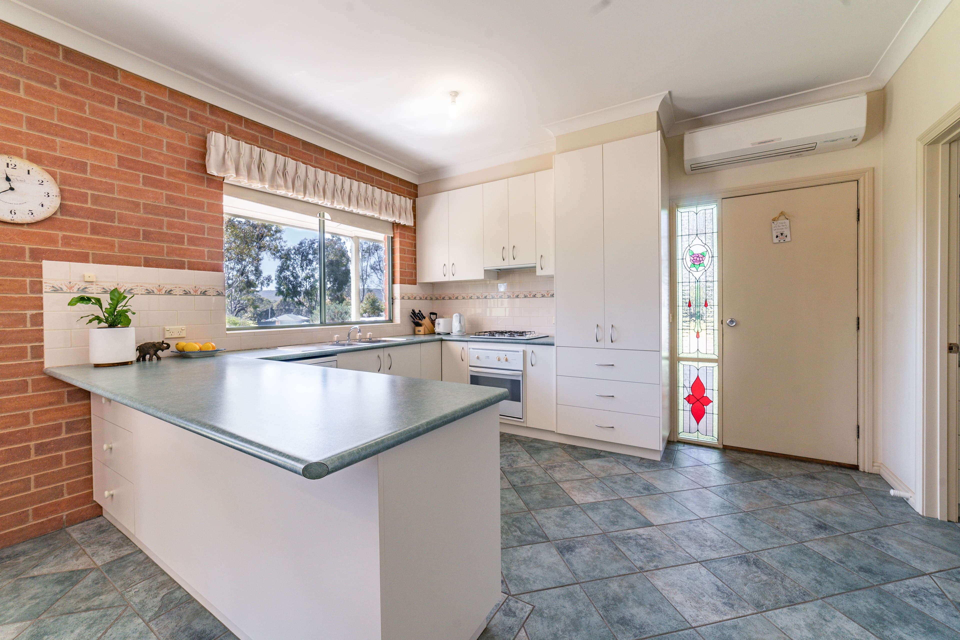 40 Broodie Street, Heathcote VIC 3523, Heathcote - Thumbnail 2