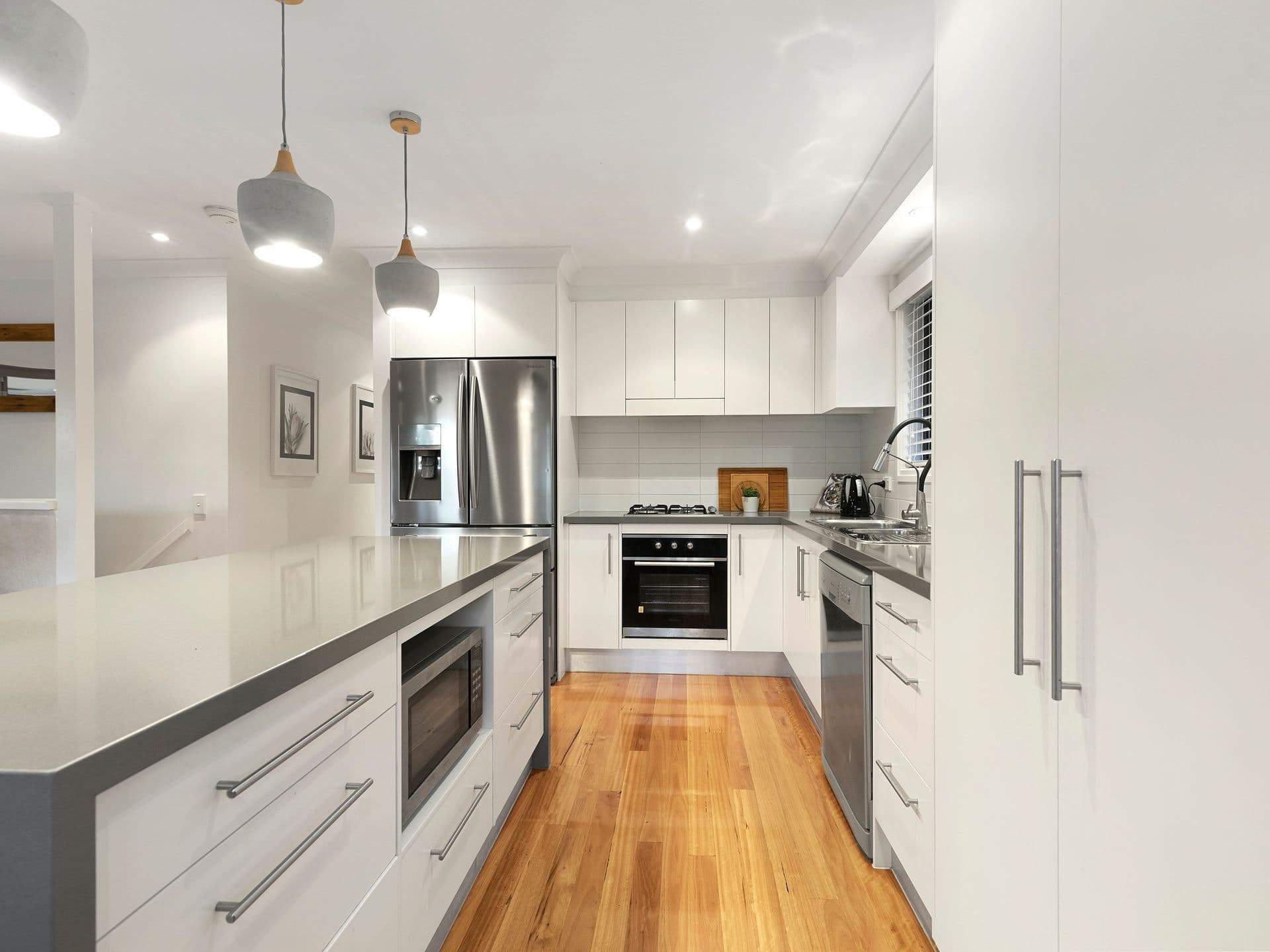 6 Darnel Street, Elanora QLD 4221, Elanora - Thumbnail 6