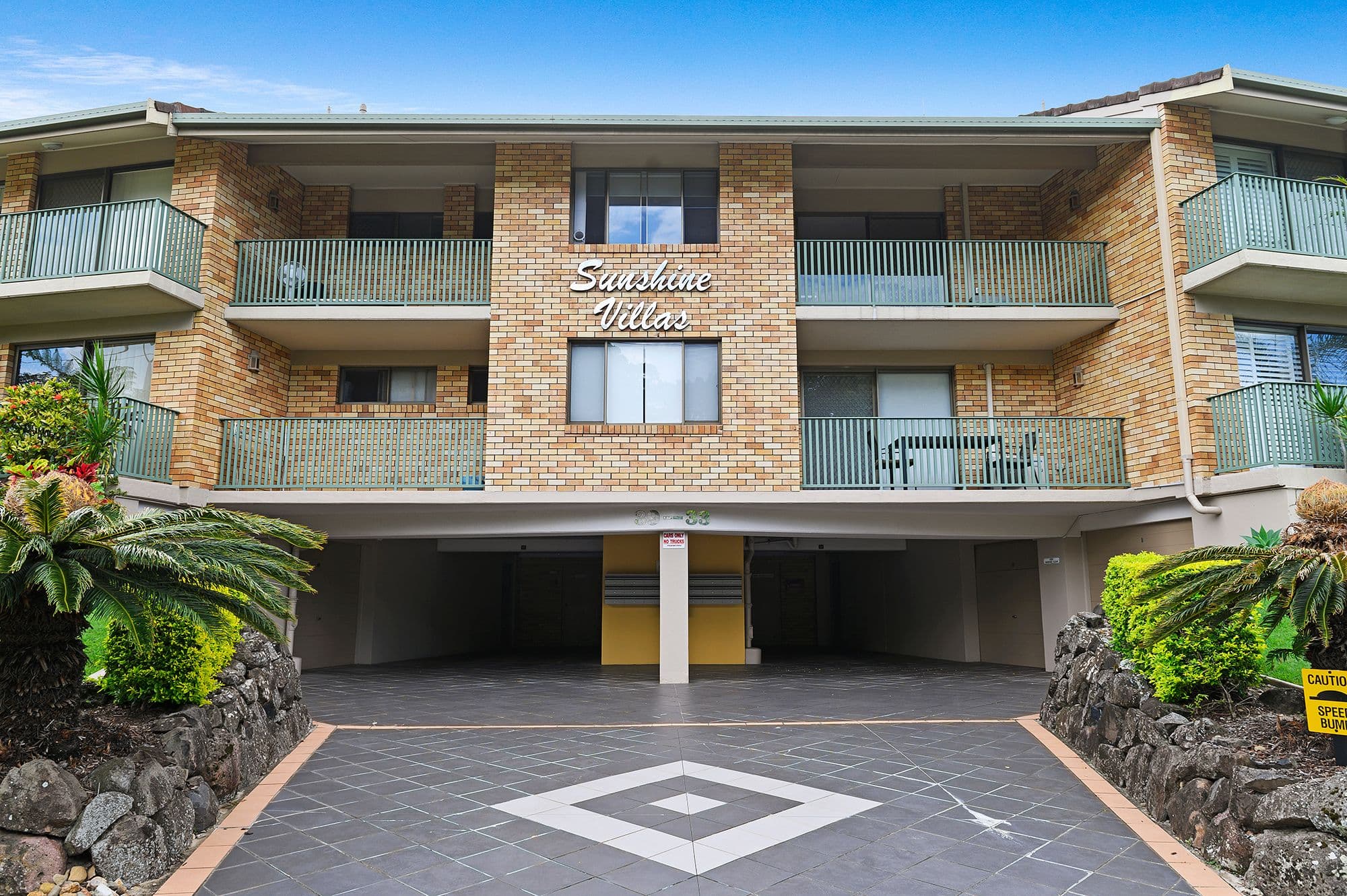 33-39 Hooker Boulevard, Broadbeach Waters QLD 4218, Broadbeach Waters - Thumbnail 3