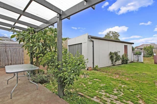 1 Dumbarton Street, RESERVOIR VIC 3073, Reservoir - Thumbnail 7