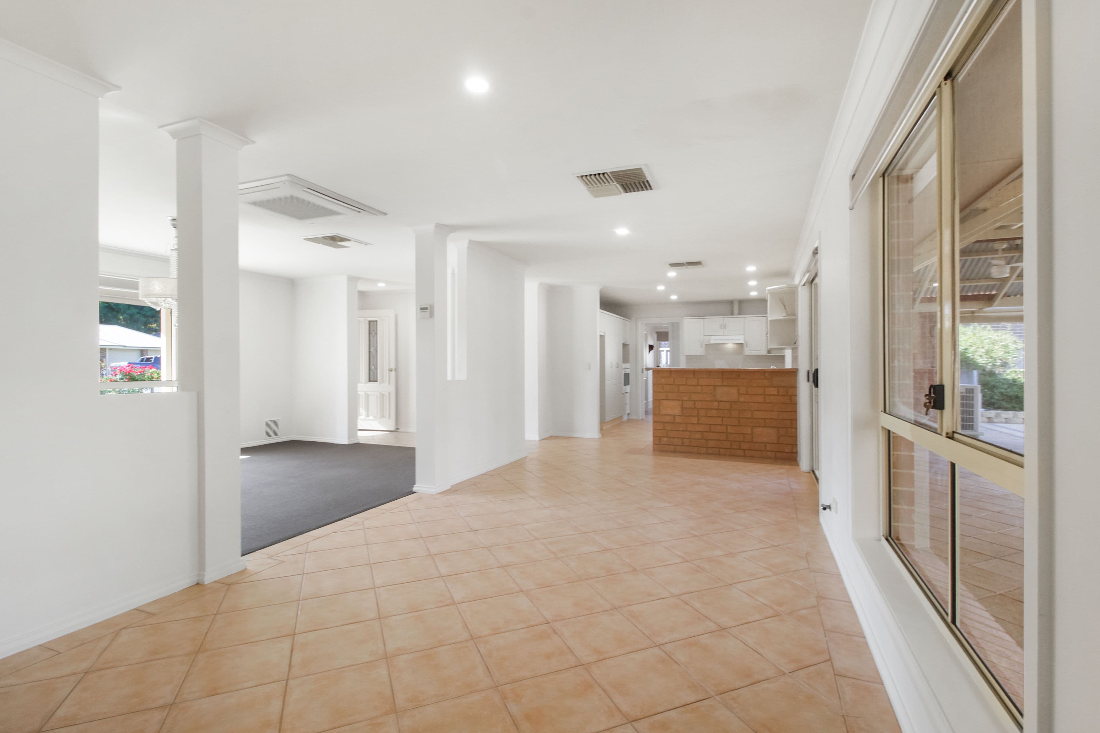 9 Sorrento Court, Renmark SA 5341, Renmark - Thumbnail 5