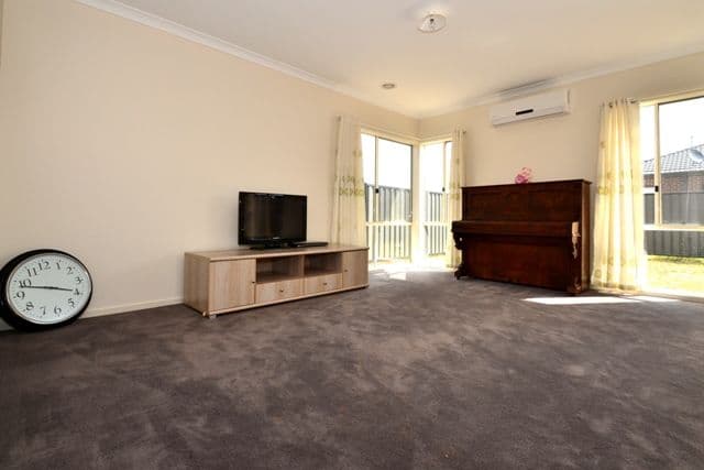 15 Strachan Rise, MERNDA VIC 3754, Mernda - Thumbnail 4