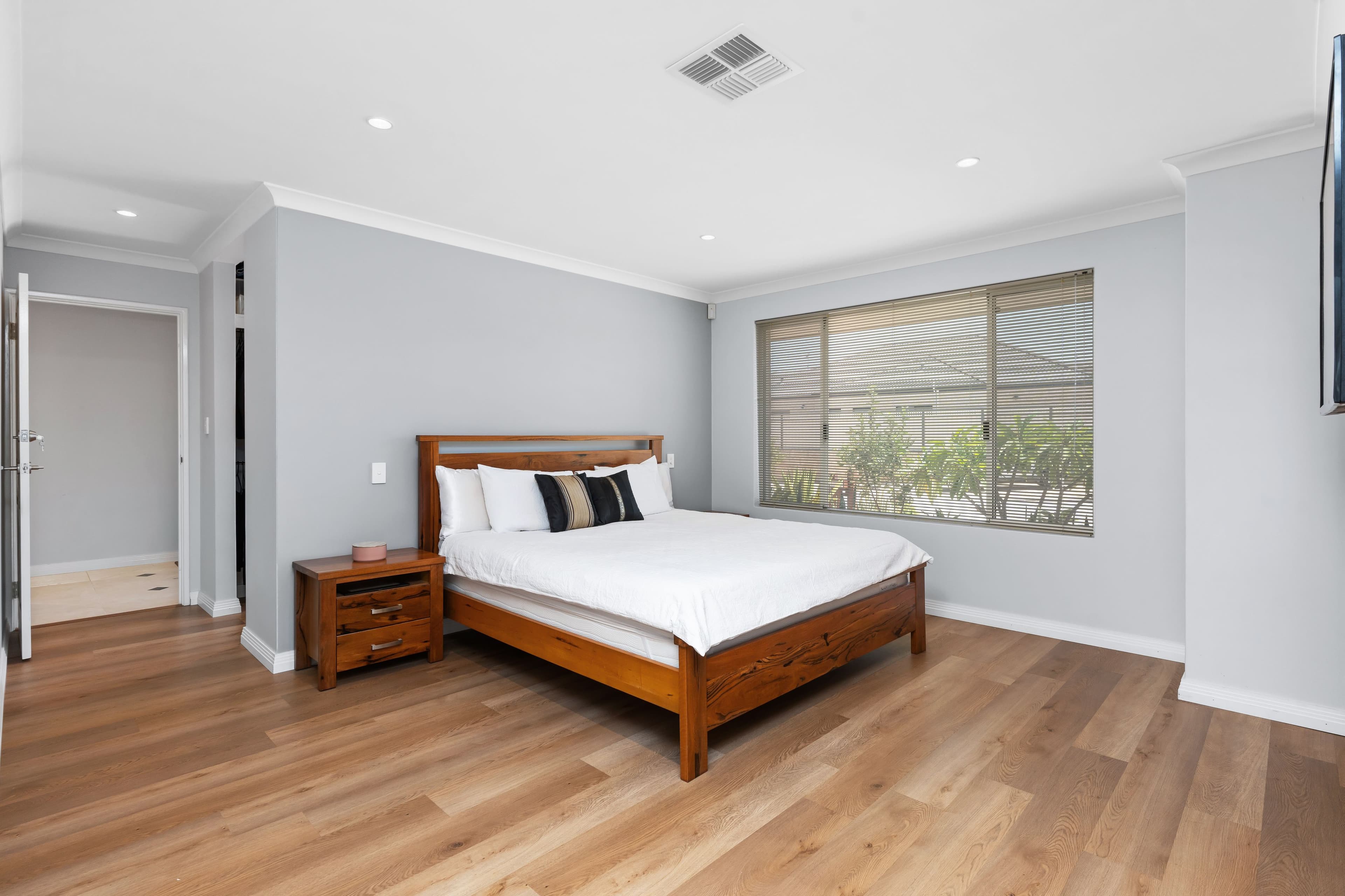 41 Edgbaston Drive, Madeley WA 6065, Madeley - Thumbnail 4