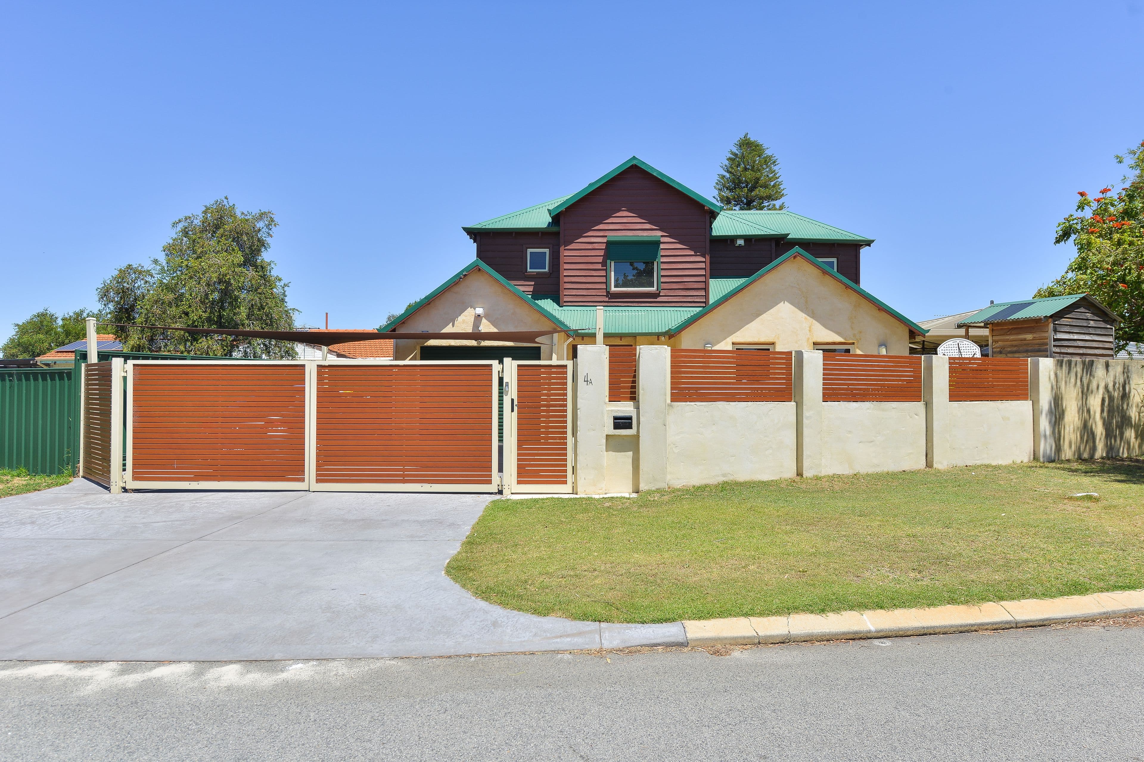 4A Corona Crescent, Cannington WA 6107, Cannington - Image 1
