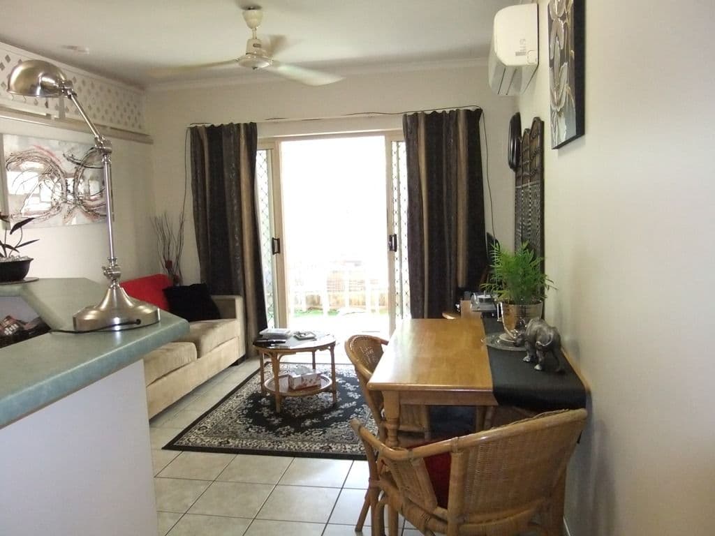 19 Mahogany Street, MANOORA QLD 4870, Manoora - Thumbnail 3