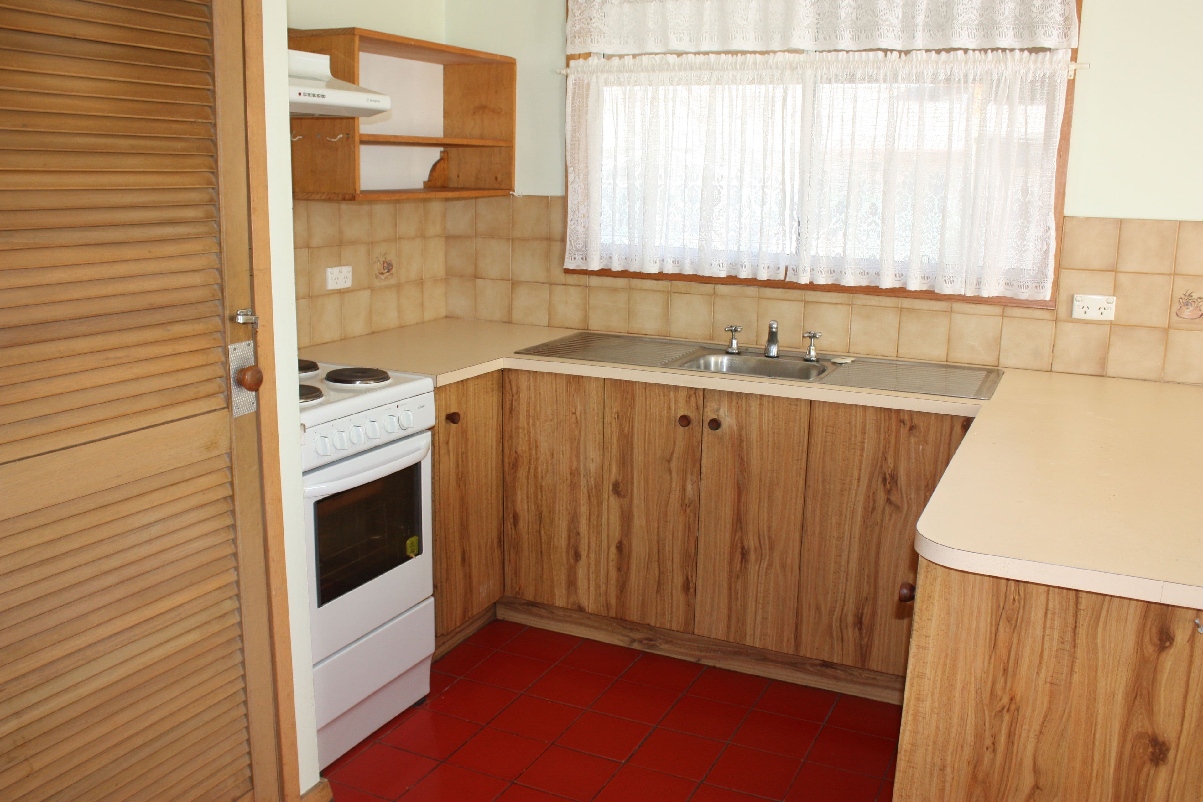 27 Elizabeth Street, Wahgunyah VIC 3687, Wahgunyah - Thumbnail 4