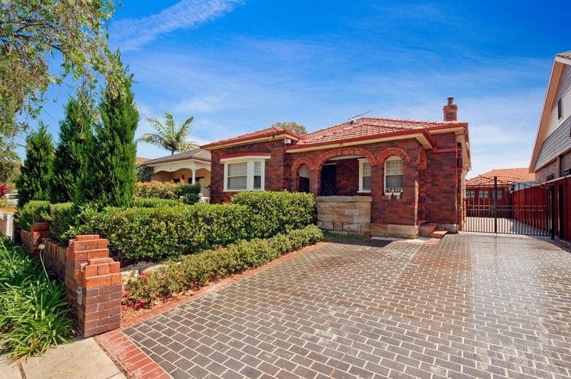 110 Minnamorra Avenue, EARLWOOD NSW 2206, Earlwood - Image 1
