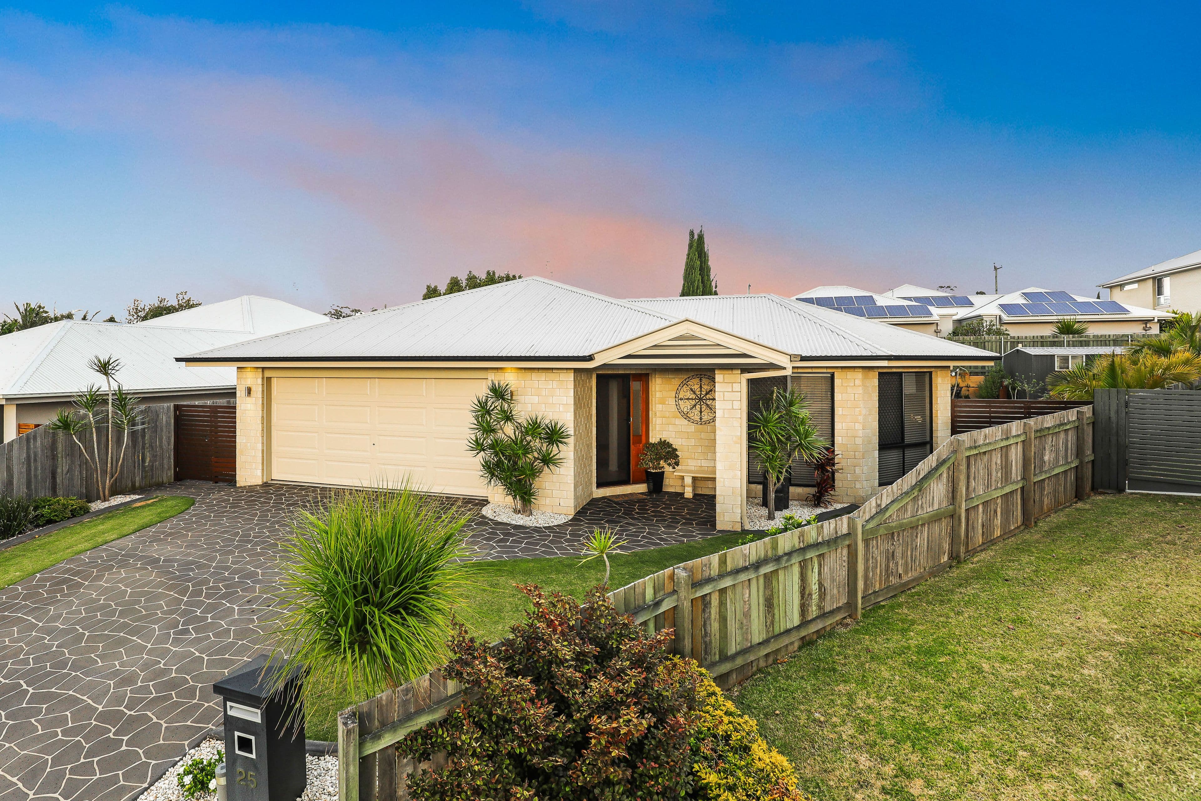 25 Saba Court, Middle Ridge QLD 4350, Middle Ridge - Image 1