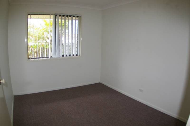 21 Commander Street, DECEPTION BAY QLD 4508, Deception Bay - Thumbnail 8