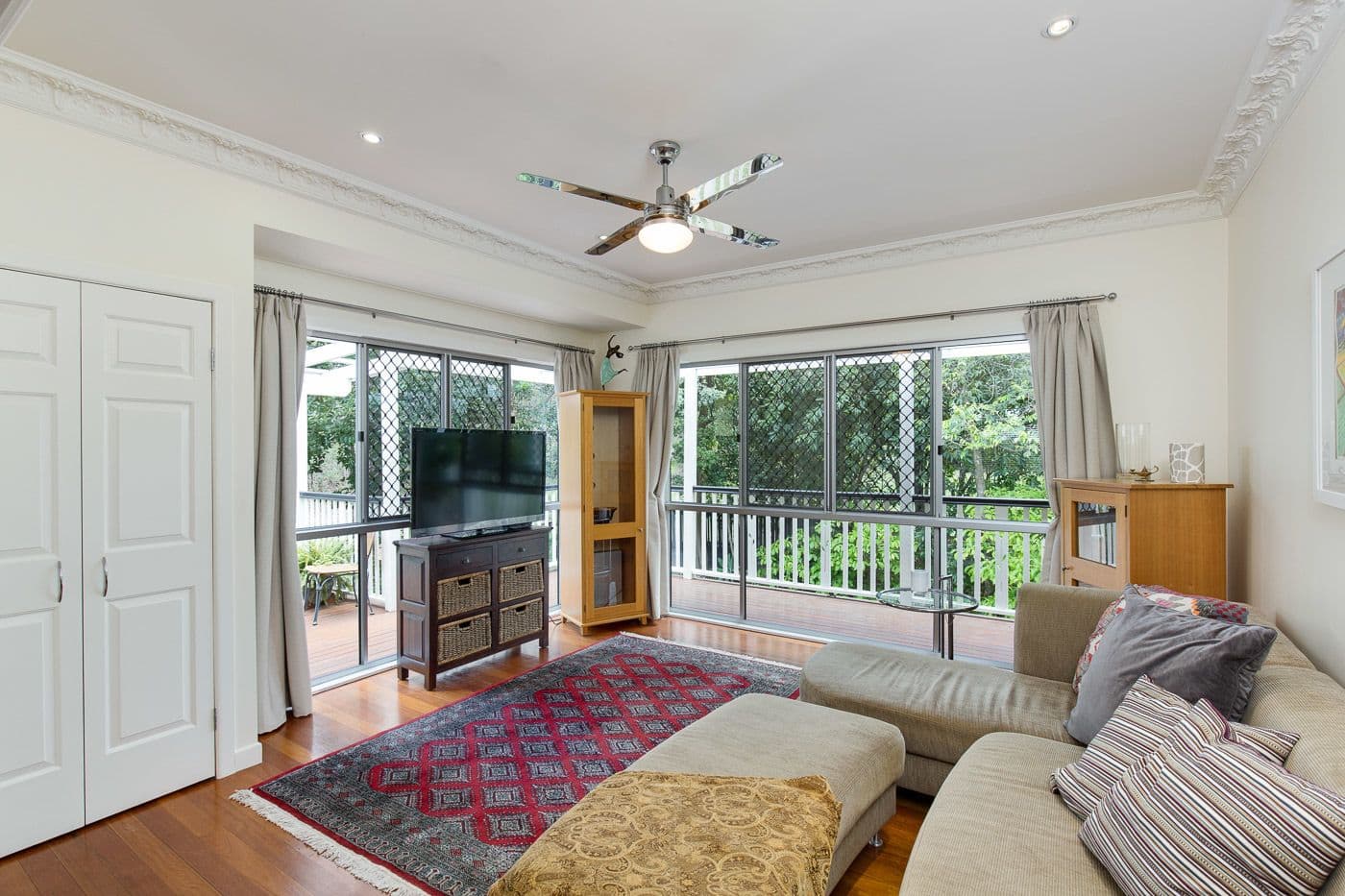 39 Paris Avenue, Morningside QLD 4170, Morningside - Thumbnail 8
